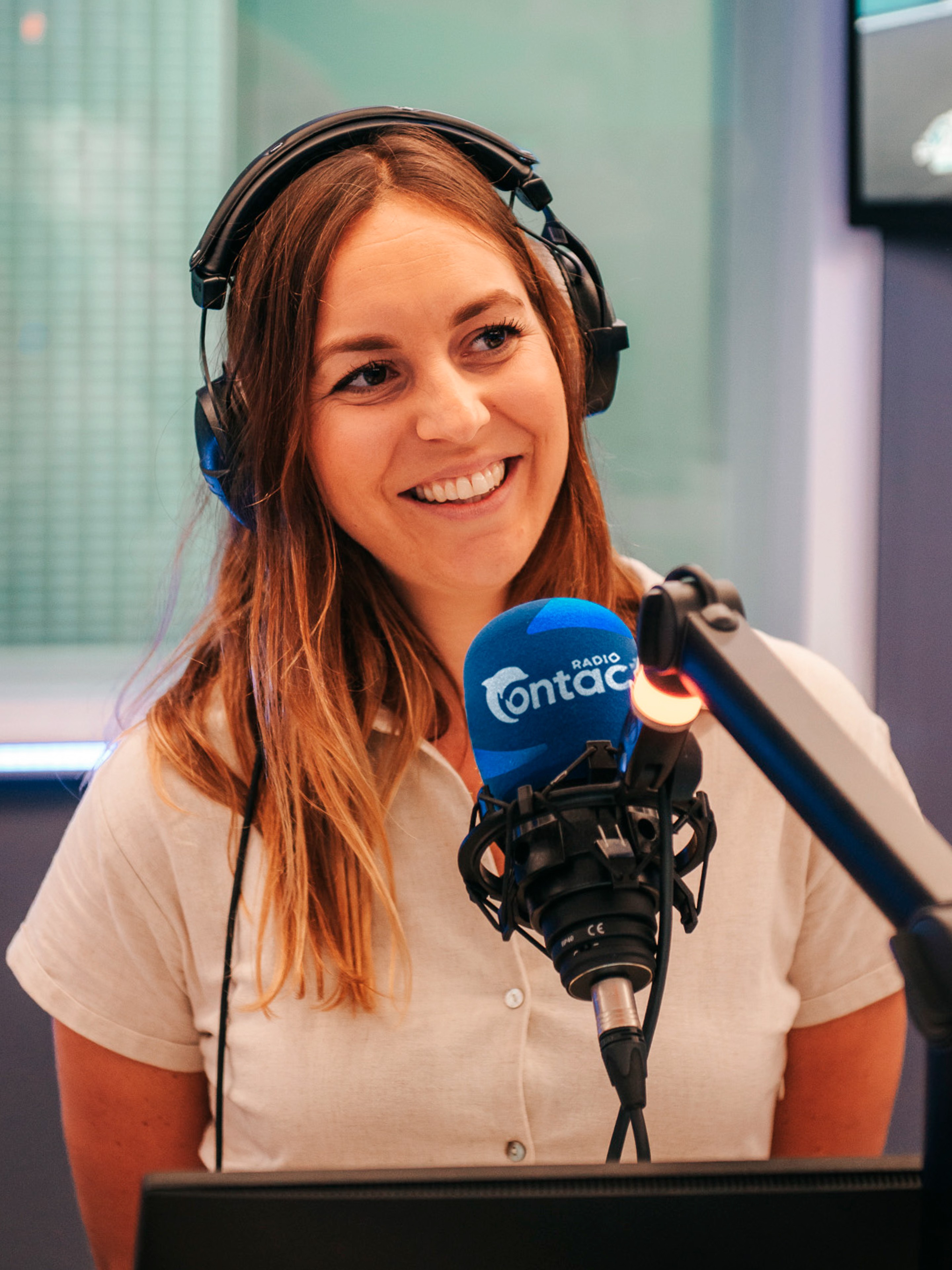 Close-up view of an angled red-orange “CONCEPT” shipping box showing the white ODE logo on its lid and the word “CONCEPT” along its side, against a pale peach background.