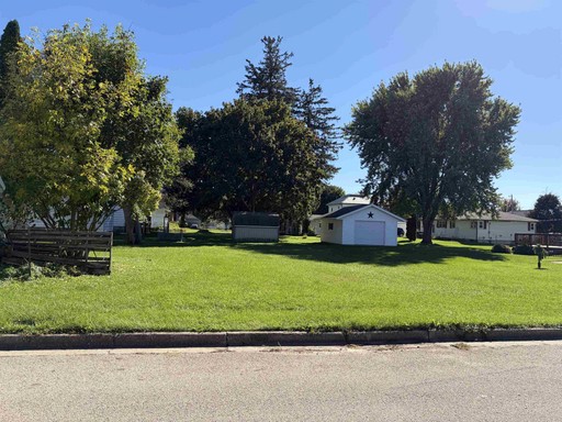 Photo 3 of 450 Harrison Street, Lancaster