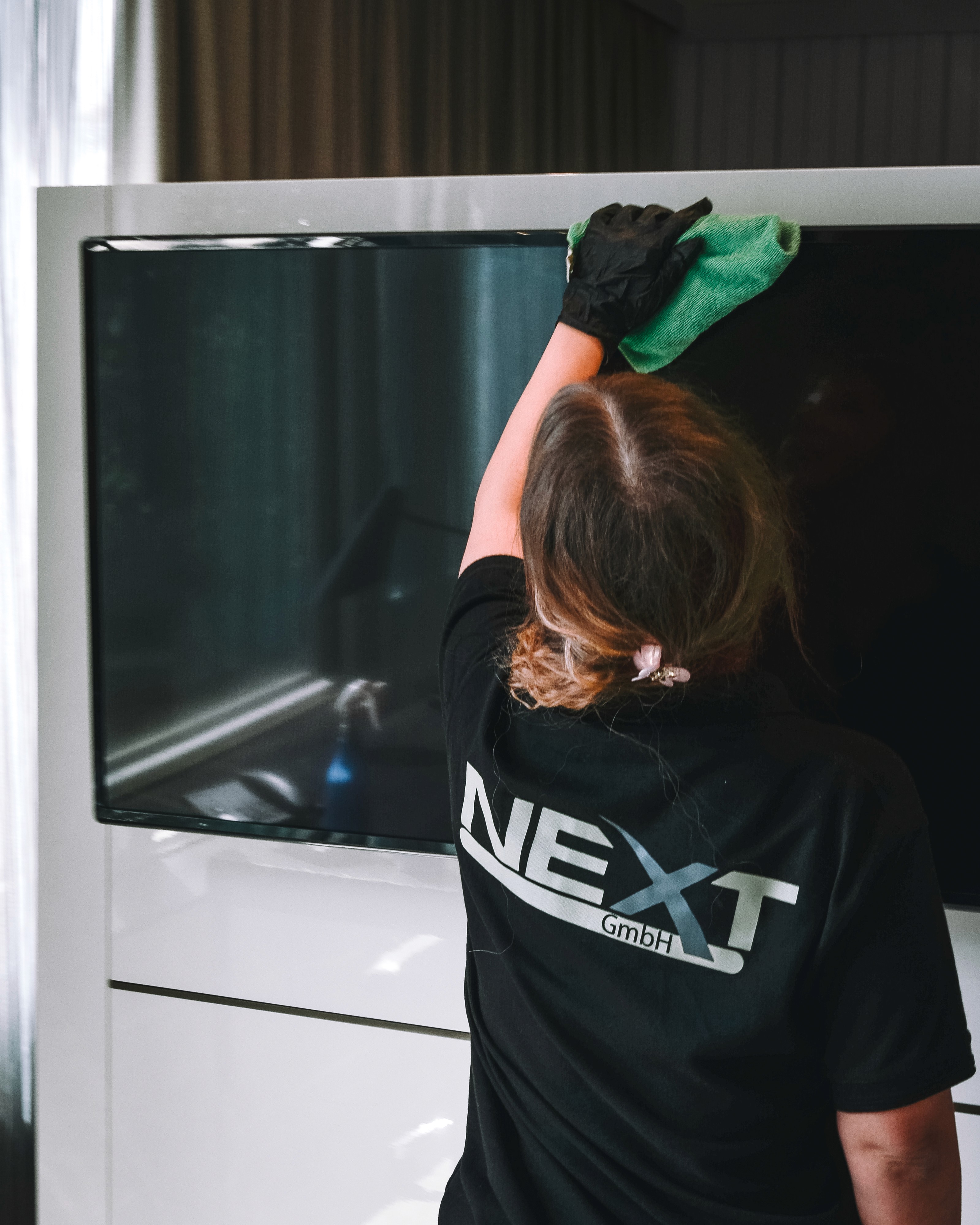 Black and white shot of Mackbook laptop from the side