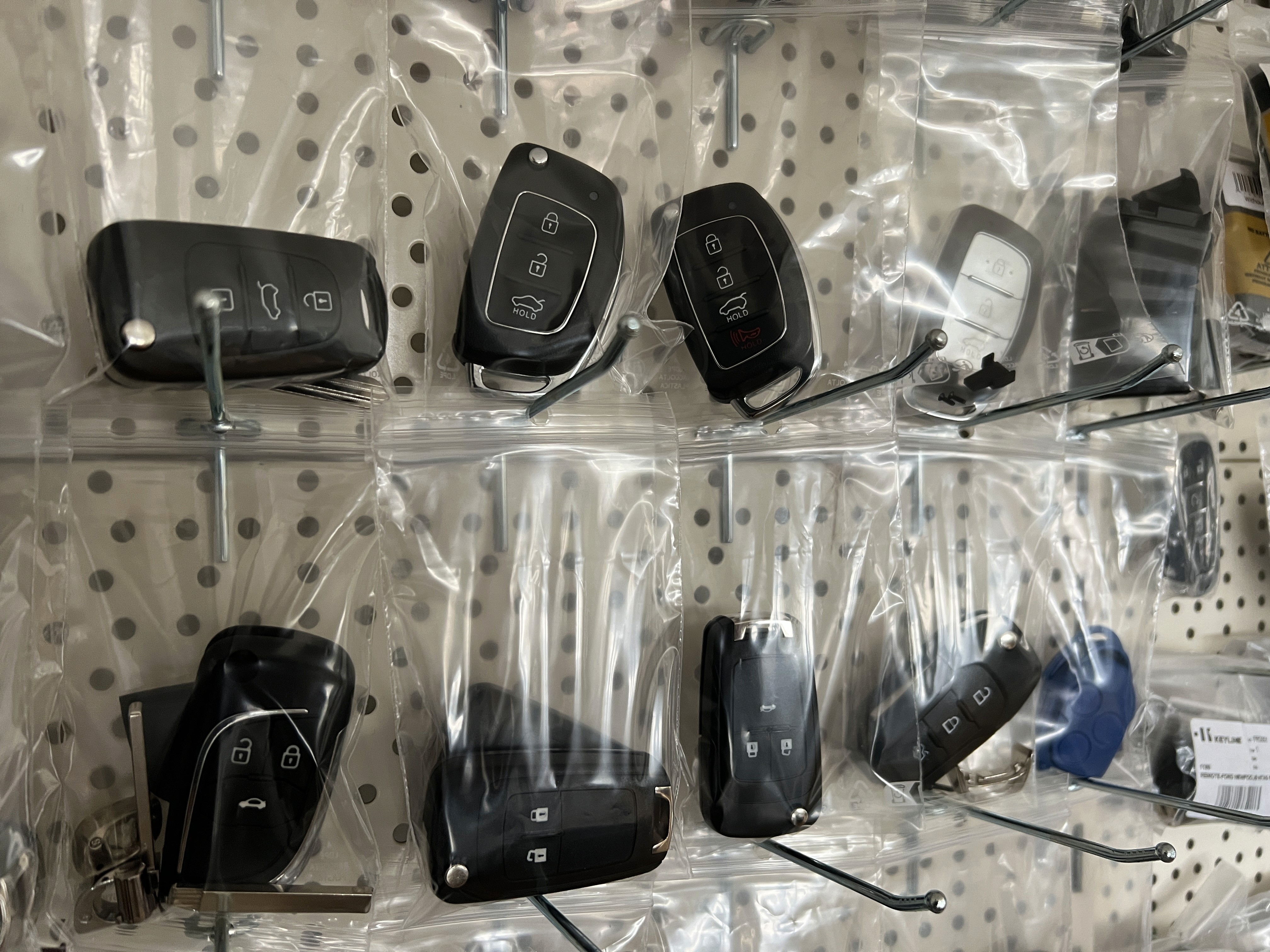 a person swimming in the water with grass