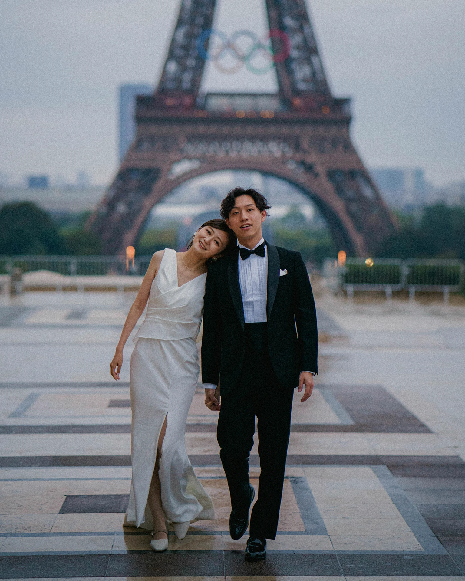 Paris Photographer - LeParisPro. Weddings, engagements, proposals, lifestyle and fashion photoshoots.