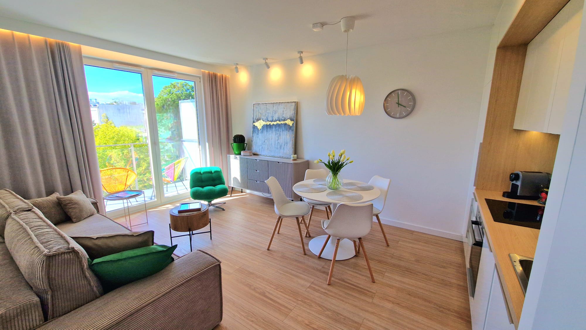 Willa White Glove Narty