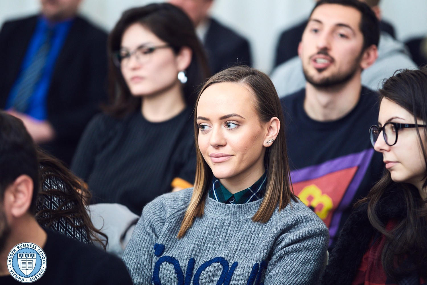 LBS students listening to Dkfm. Dr. Claus J. Raidl , President of the National Bank of Austria (OeNB - Oesterreichische Nationalbank)
