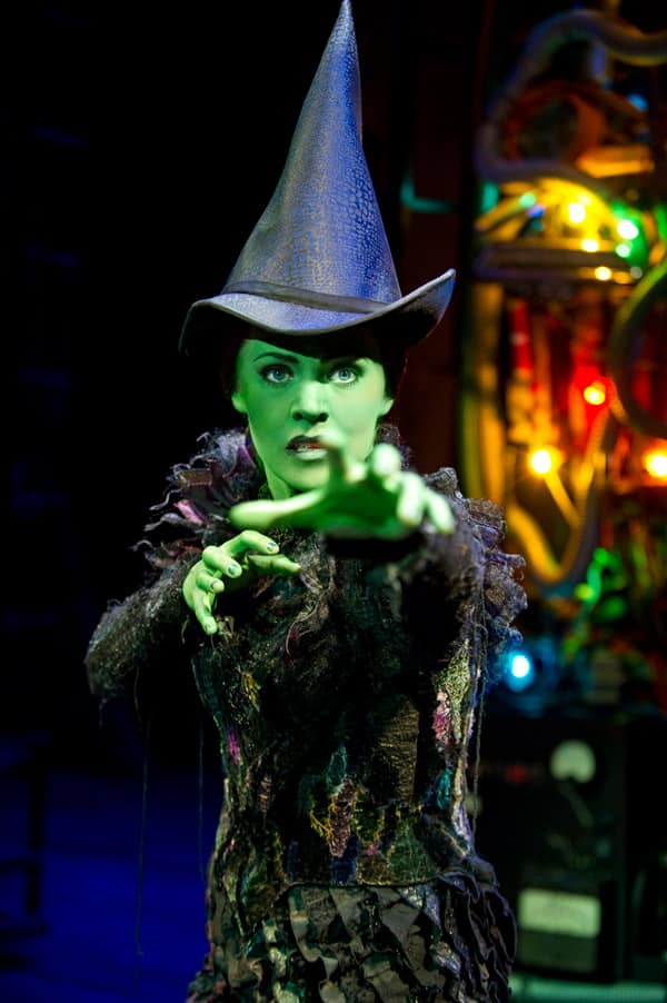 Book Now for Wicked at London's Apollo Victoria Theatre