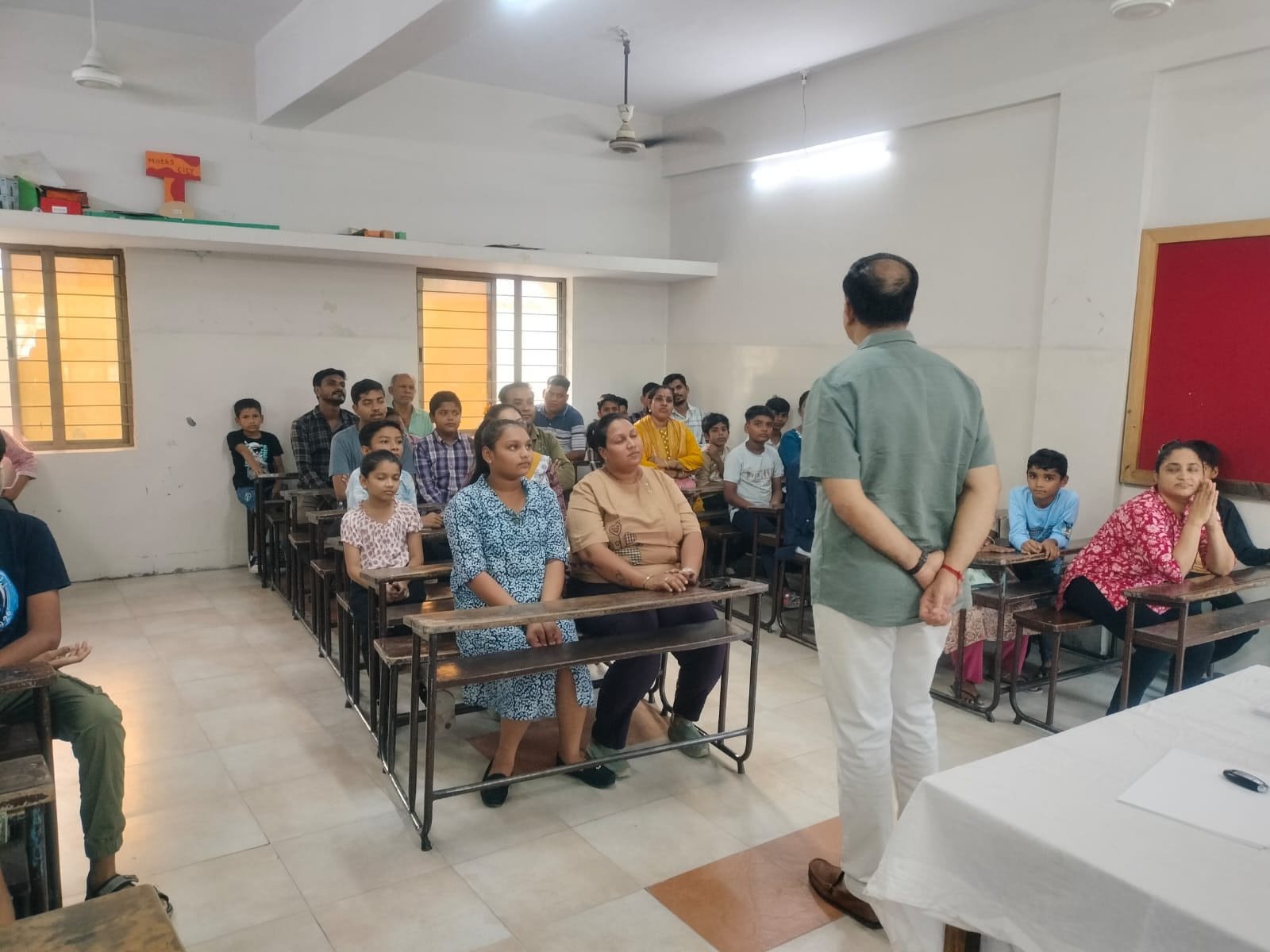 Conversational English Image