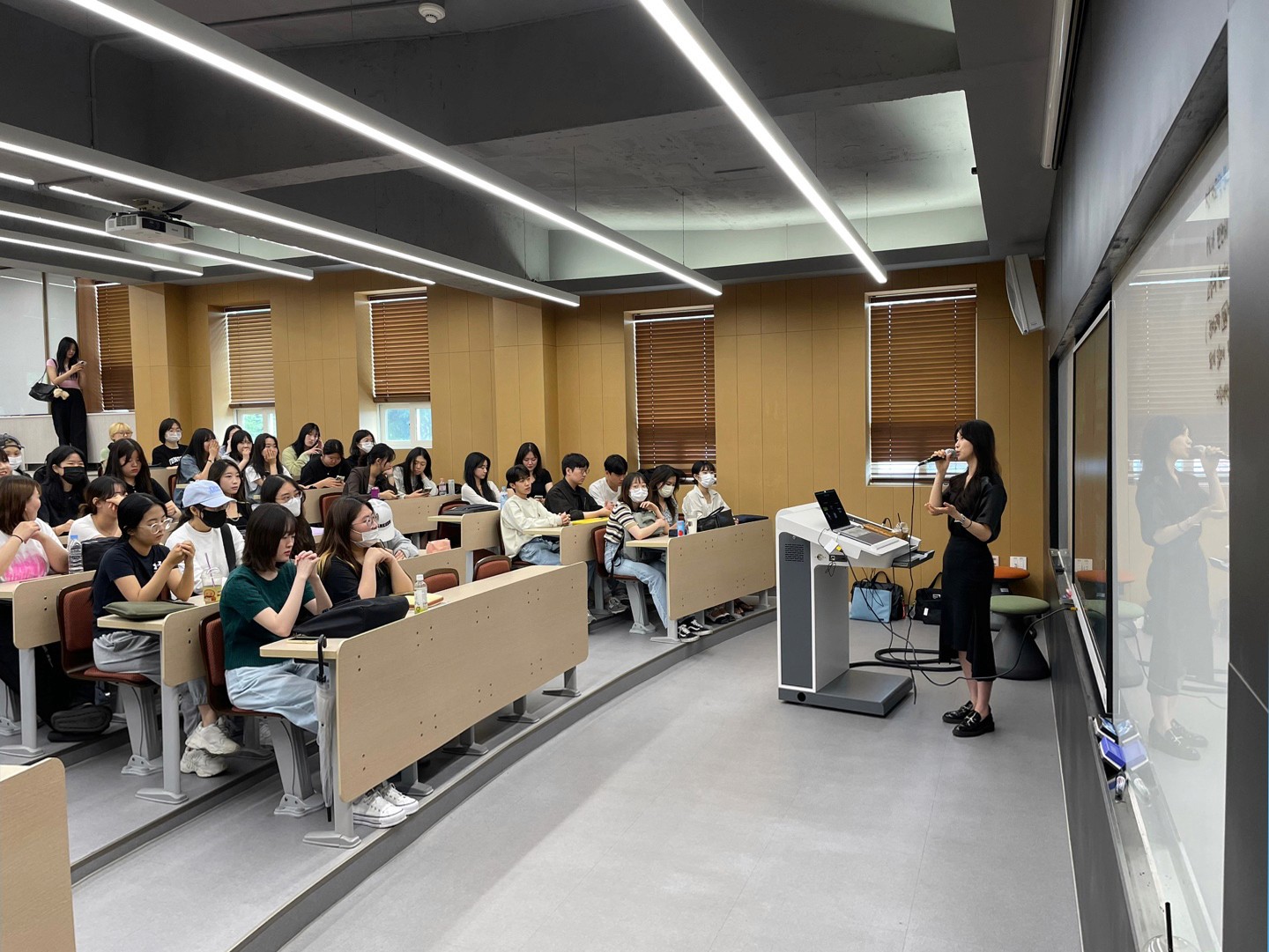 The image featured at the top of the about us page #2