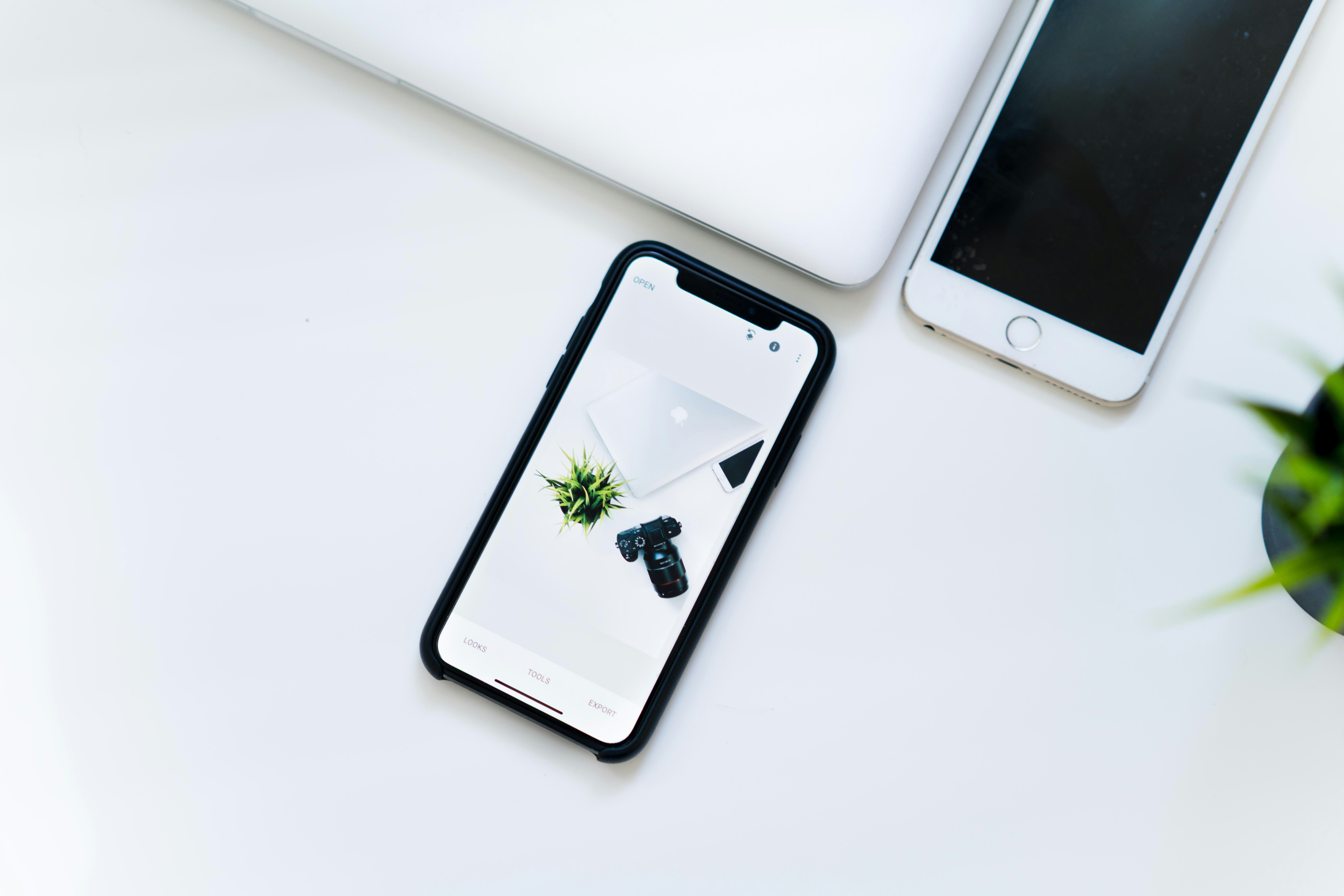 White Desk