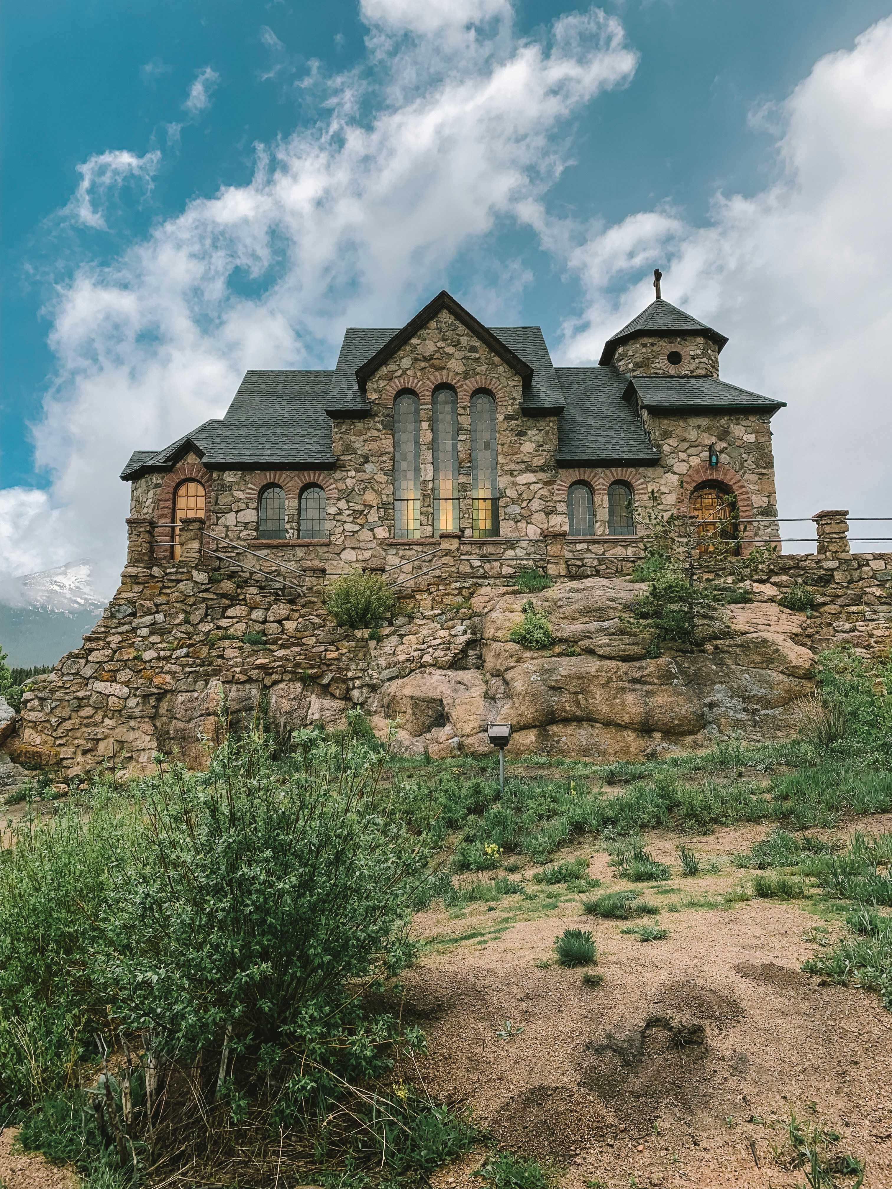 black and brown chateau