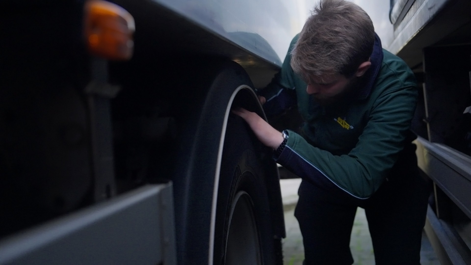 Portret Road Rebels Roadrebels foto video productie Utrecht Barendrecht industrieel vrachtwagen Euser gemeente 