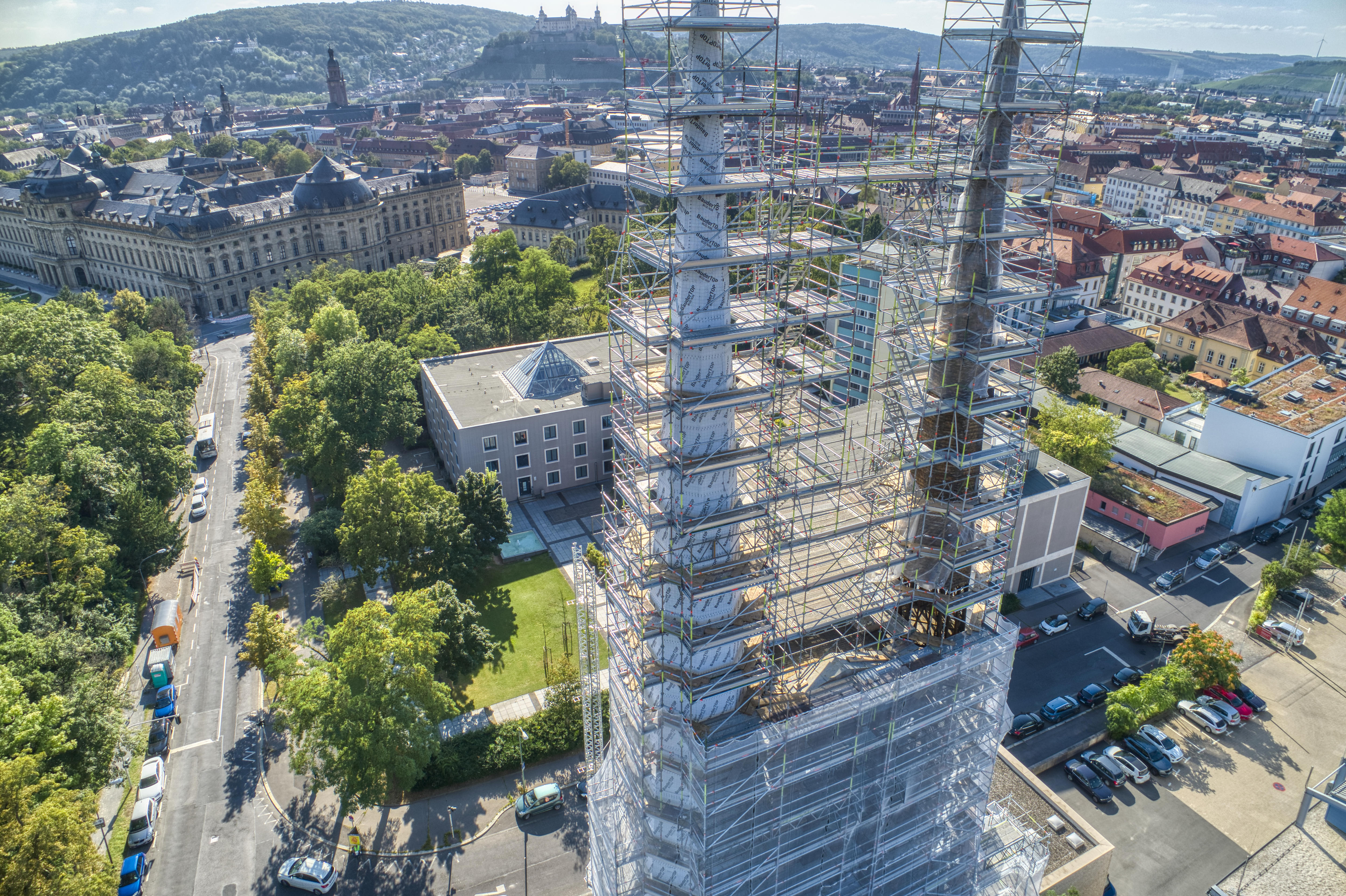 Fuchs Gerüstbau Ausblick Würzburg St. Johannis Kirche Katholisch Fassadenerneuerung Neugotische Kirche