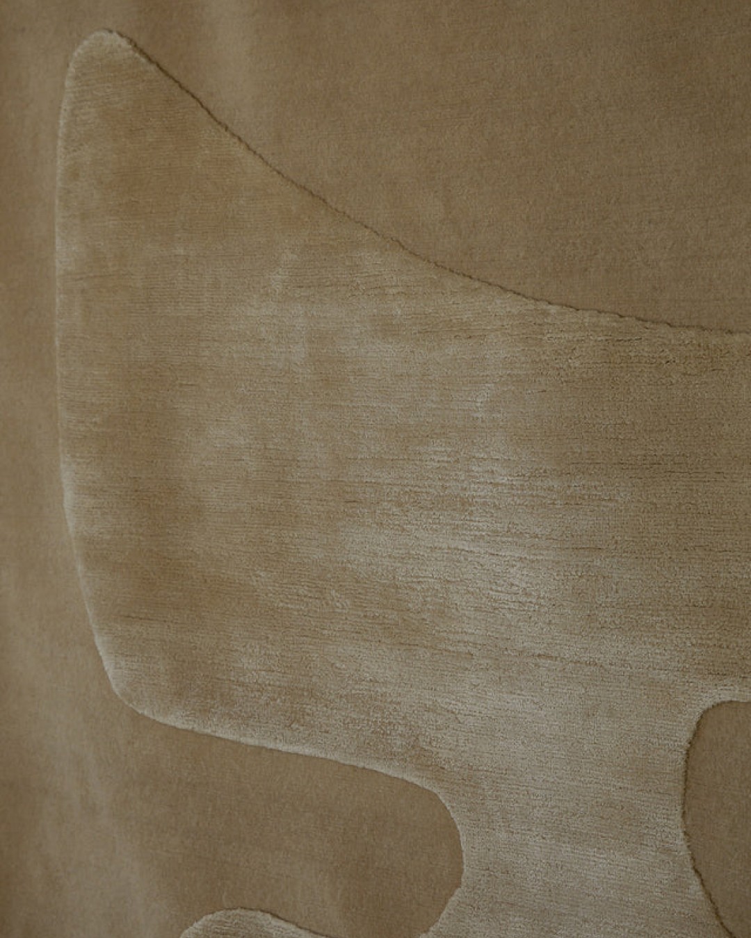 La lune galerie, Minotaur Rug