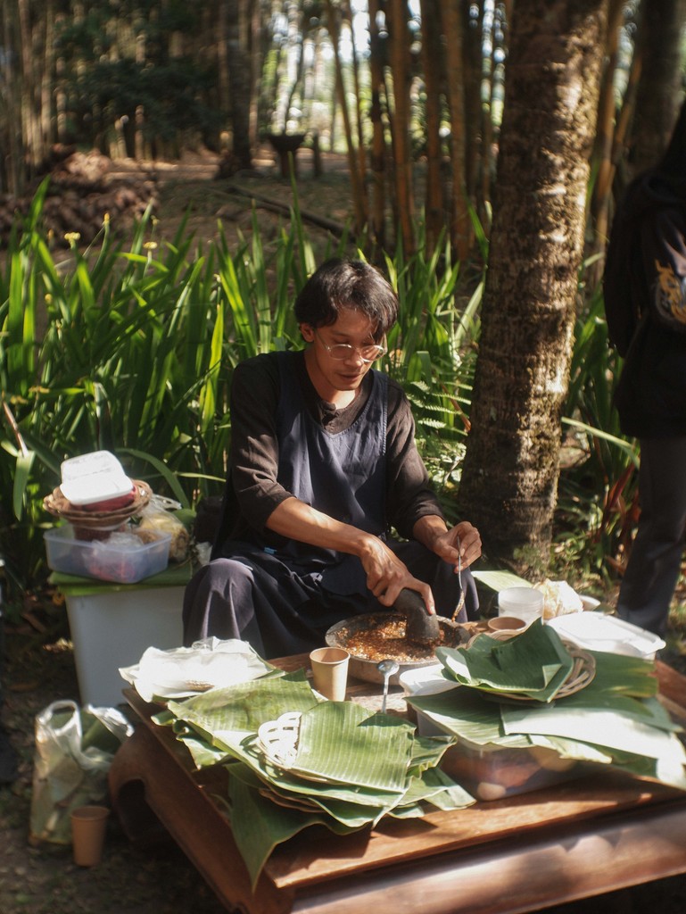 Bujana (Busana dan Jamuan Nusantara) | Ruas Bambu Nusa
