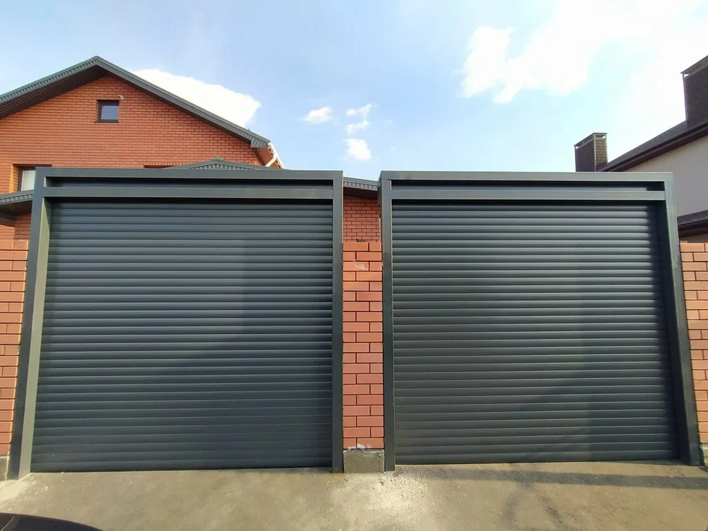 modern open lounge with palm trees outside