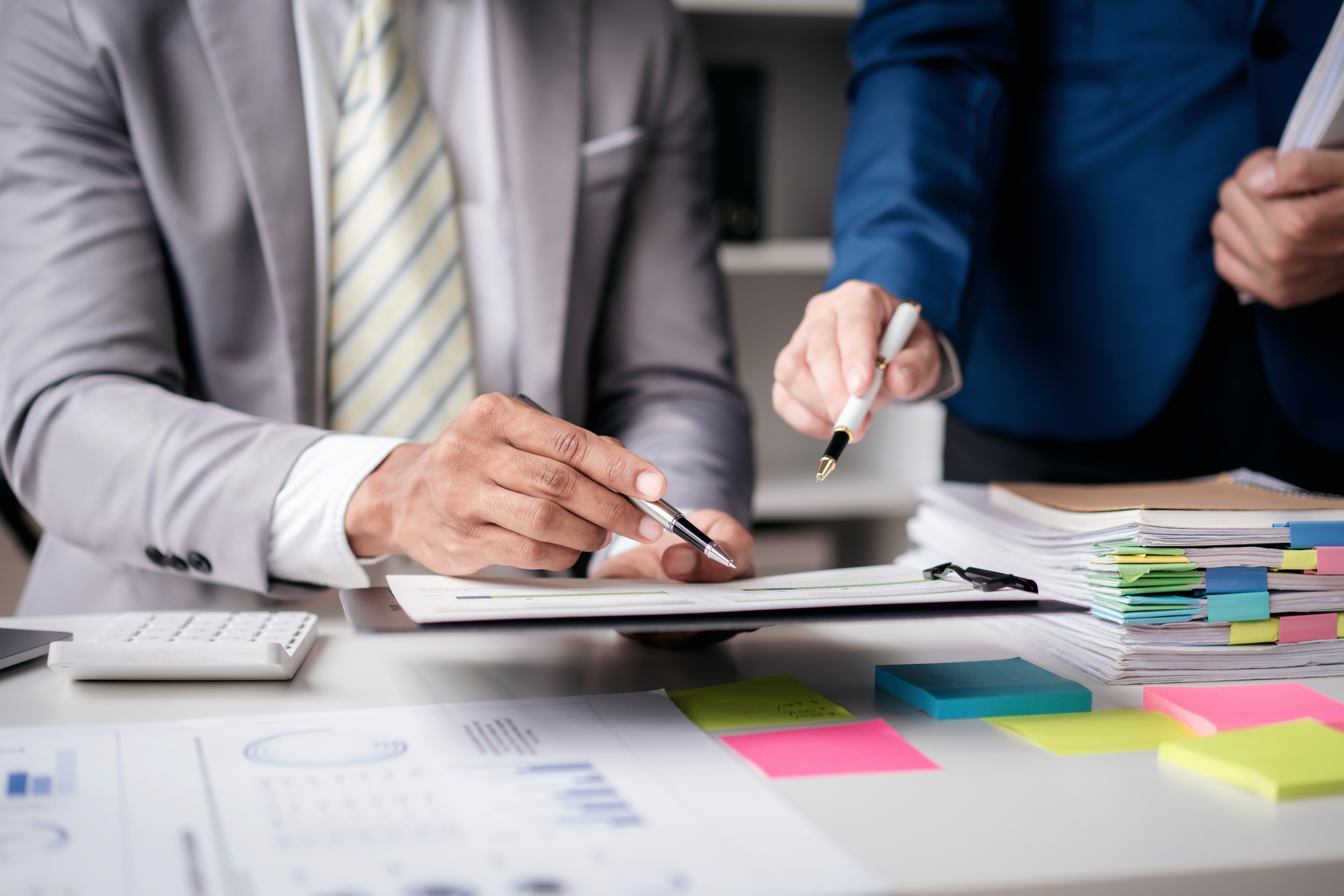 UK carbon floor price rises to £28