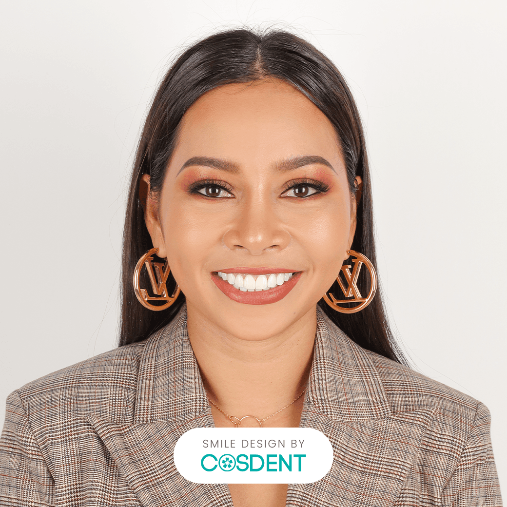 หน้าไทย ยิ้มกว้าง 19 ซี่