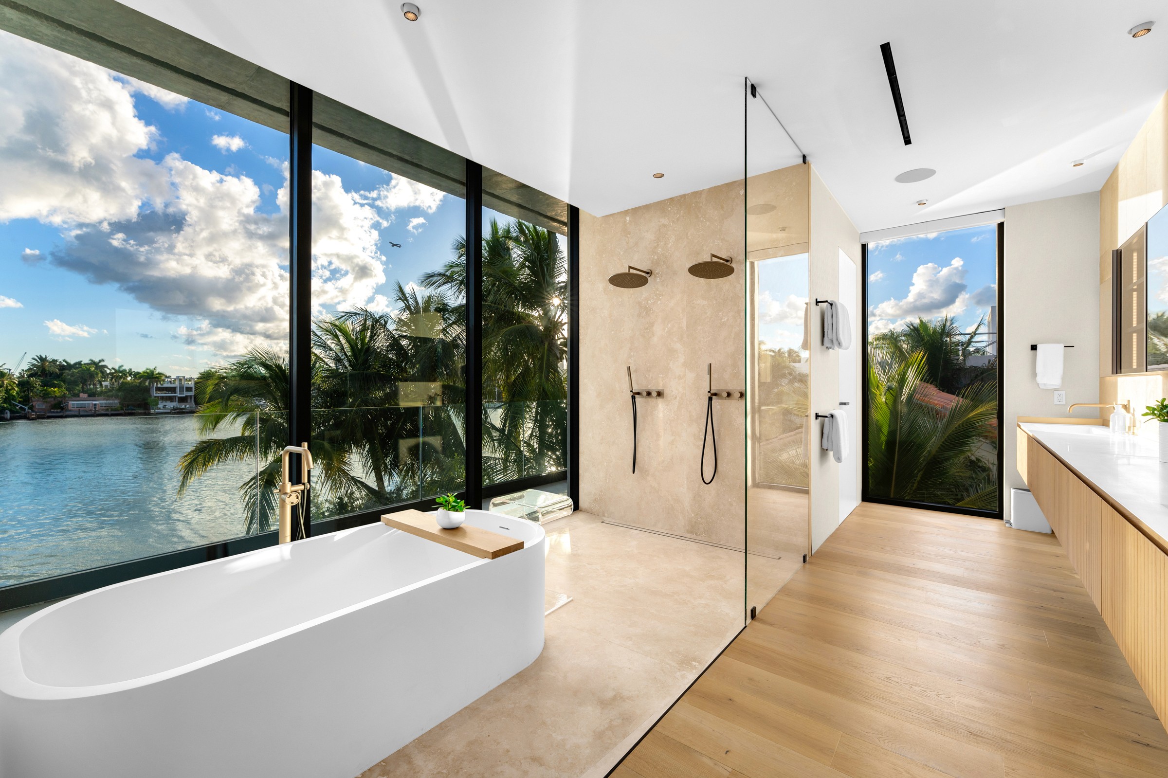 High-quality real estate photography of a stunning South Florida property by Final Photo, featuring HDR and drone options.