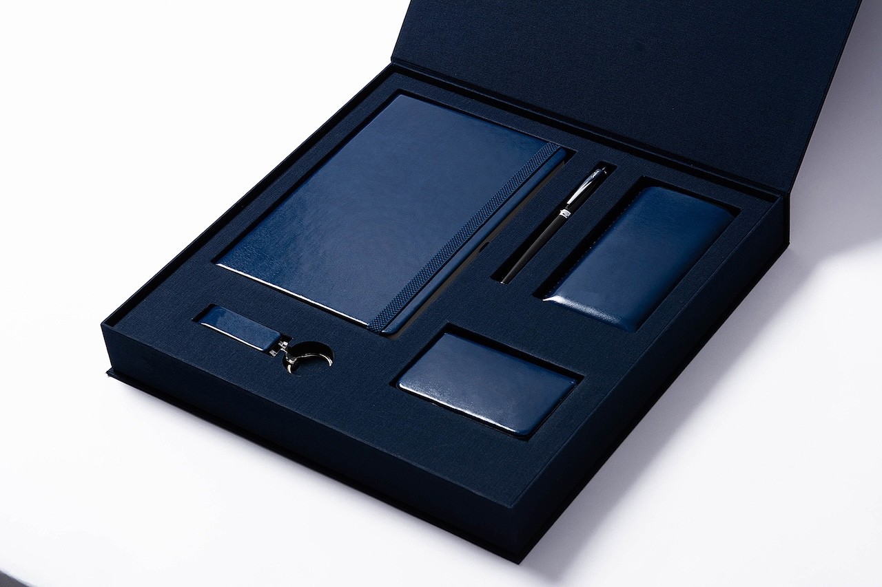 Custom executive gift box with journal pen cardholder and power bank