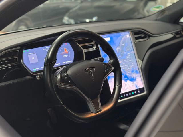 TESLA Model S 2018 WHITE Gebrauchtwagen - Galeriebild 9