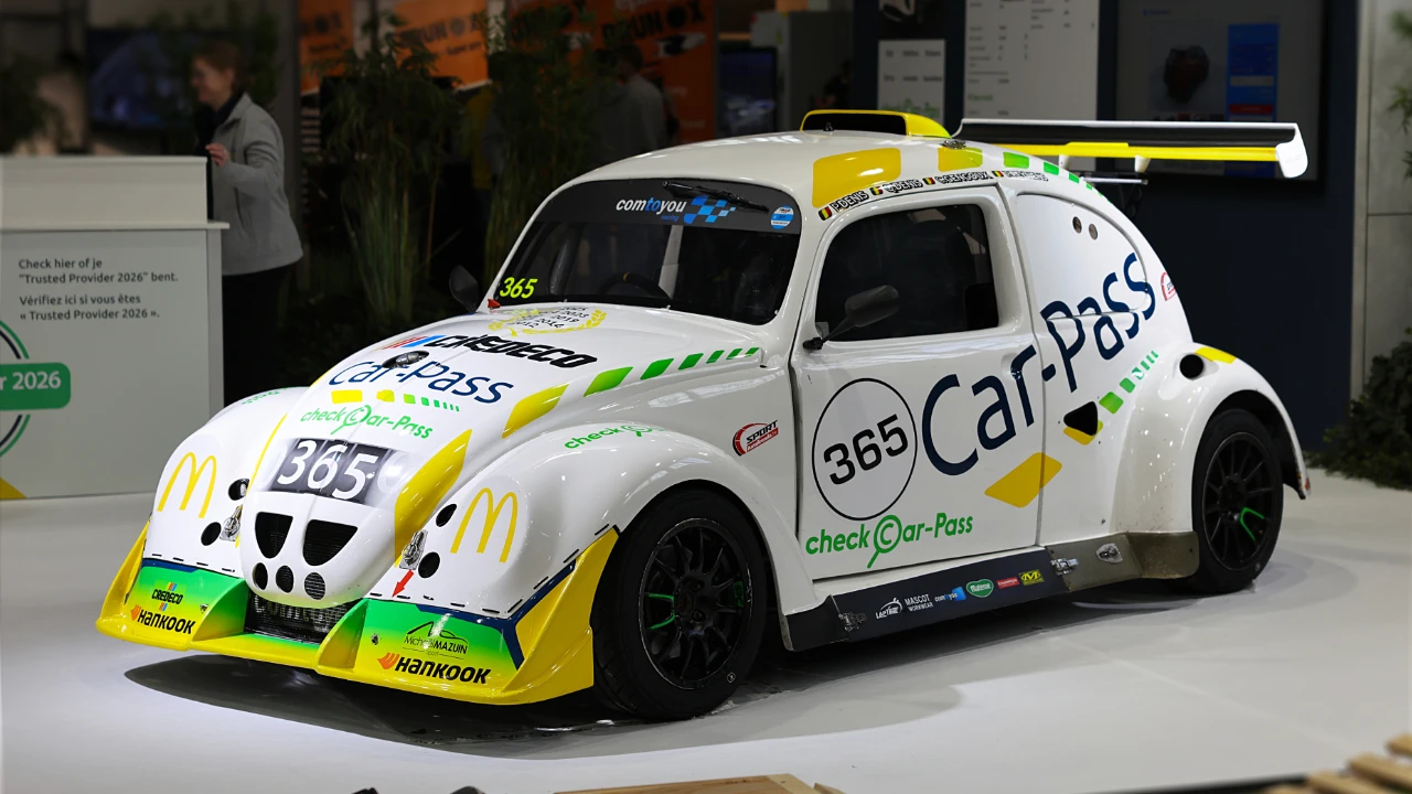Car-Pass op Autotechnica funcup