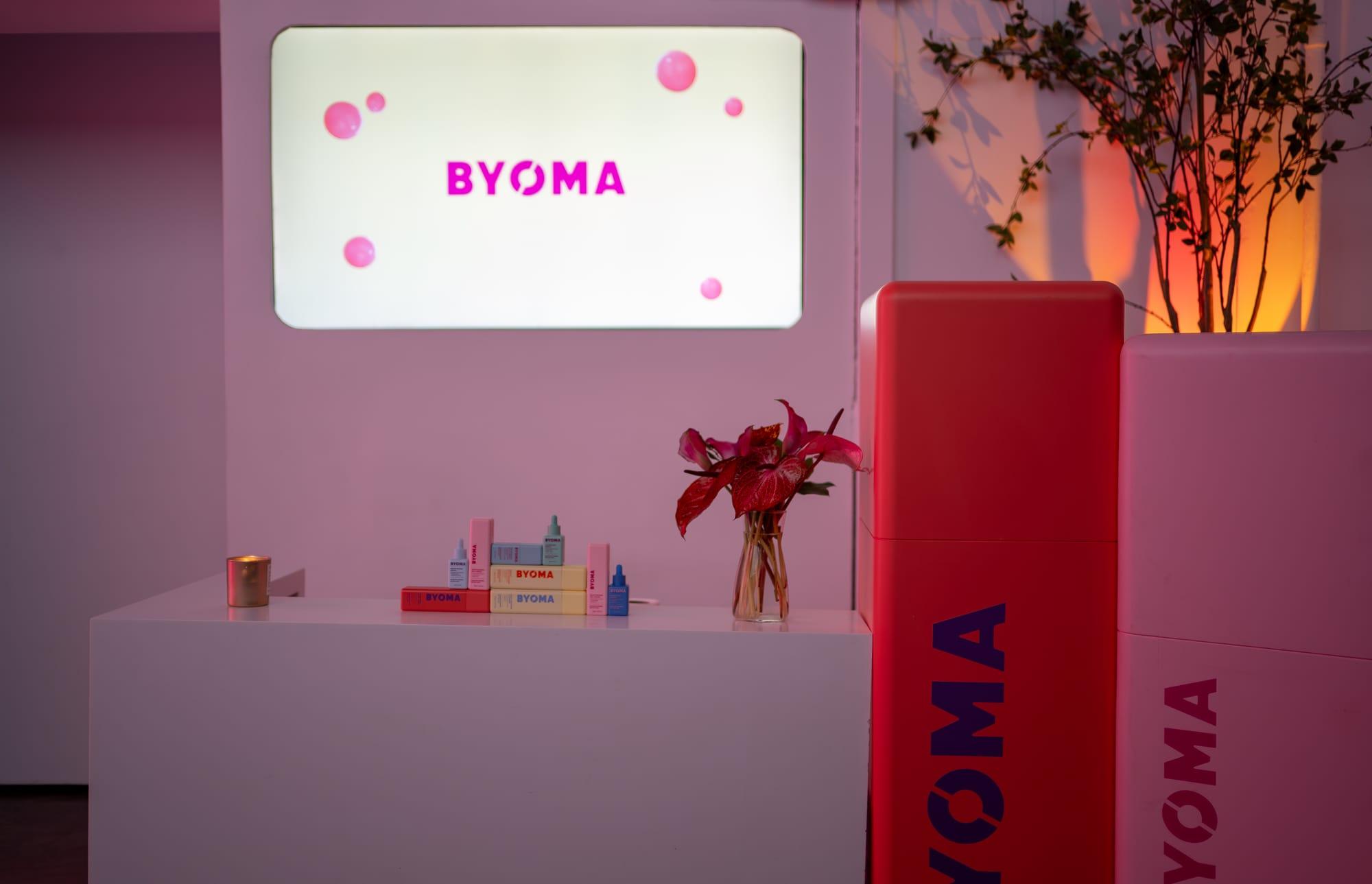 shift-midtown-immersive-dining-skyline