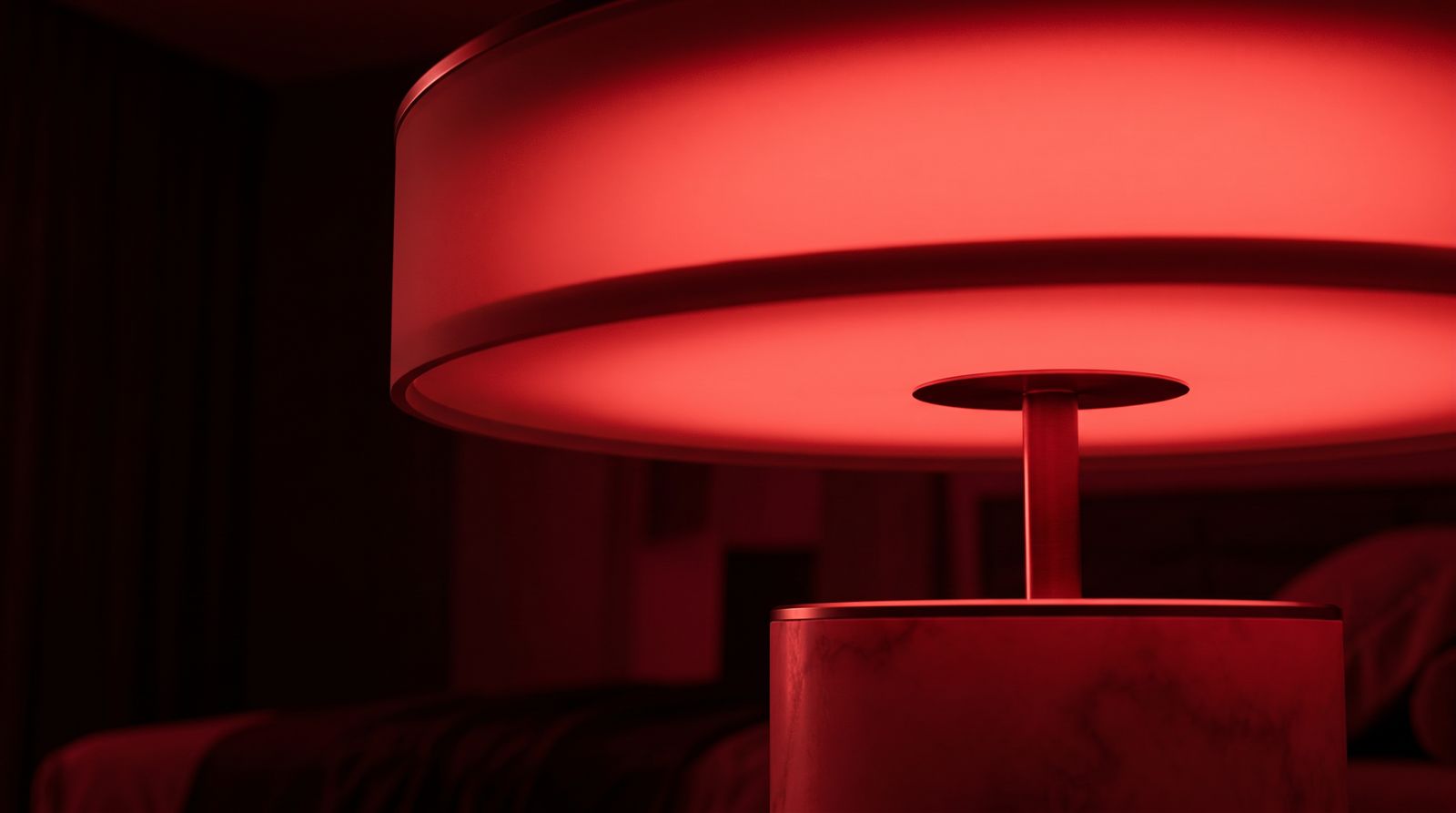 LONVIA circadian lamp red light night