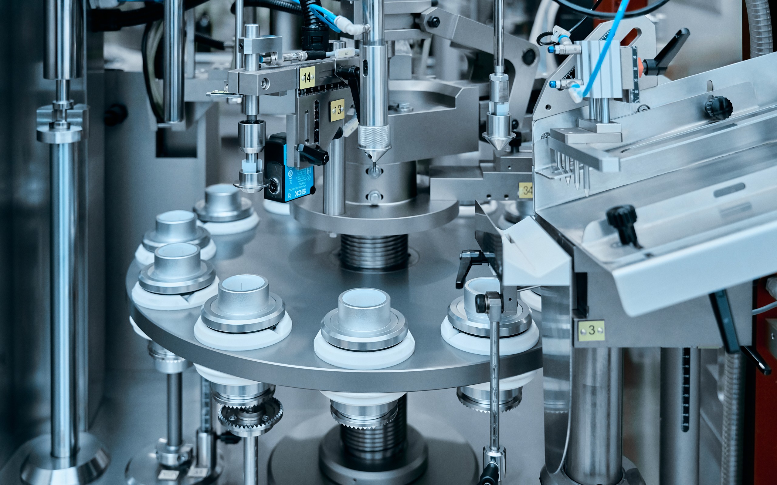 Greenleaf Cosmetics | labratory equipment for skincare