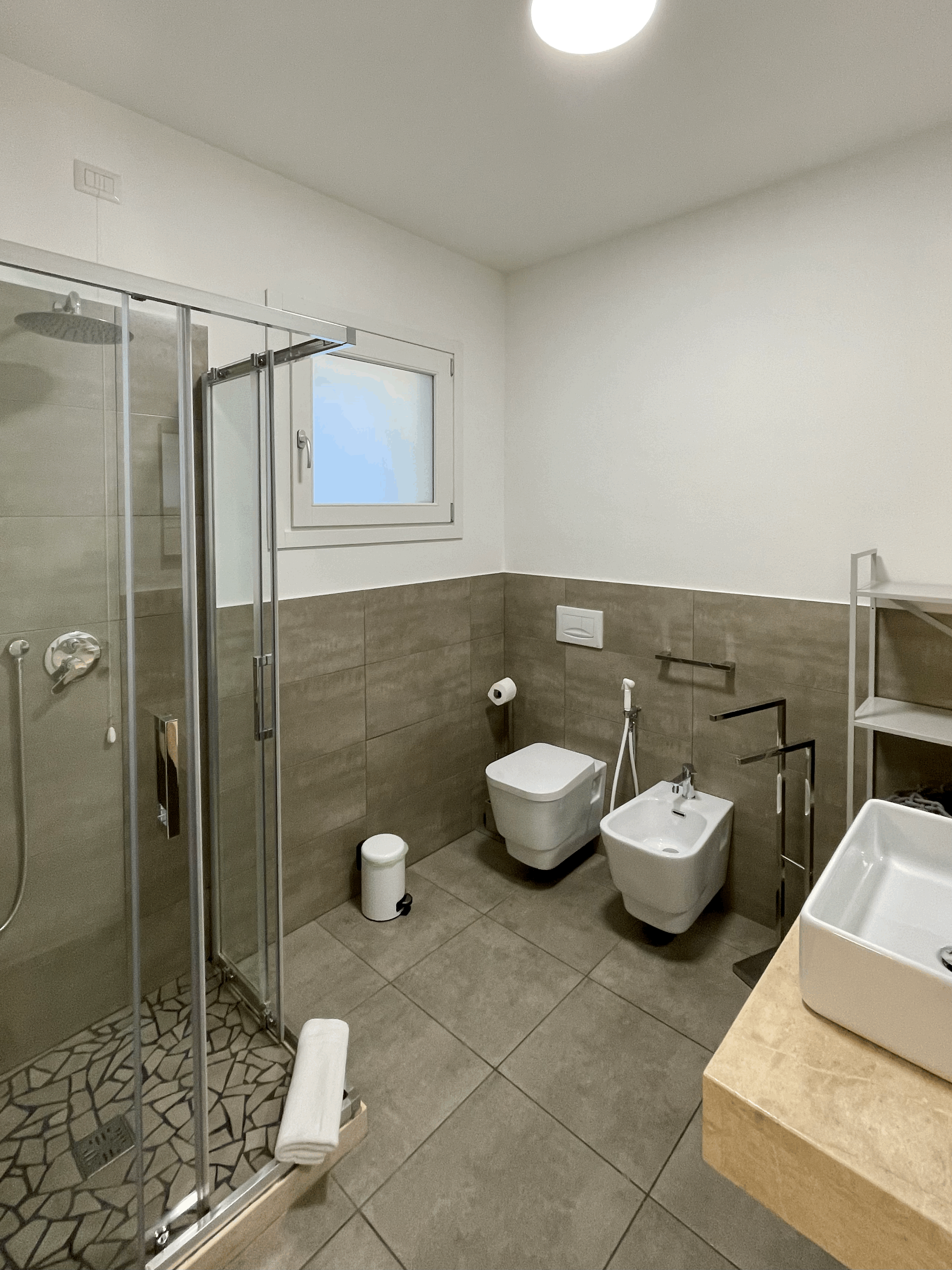 Bagno del piano superiore del Trilocale Shardana Superior