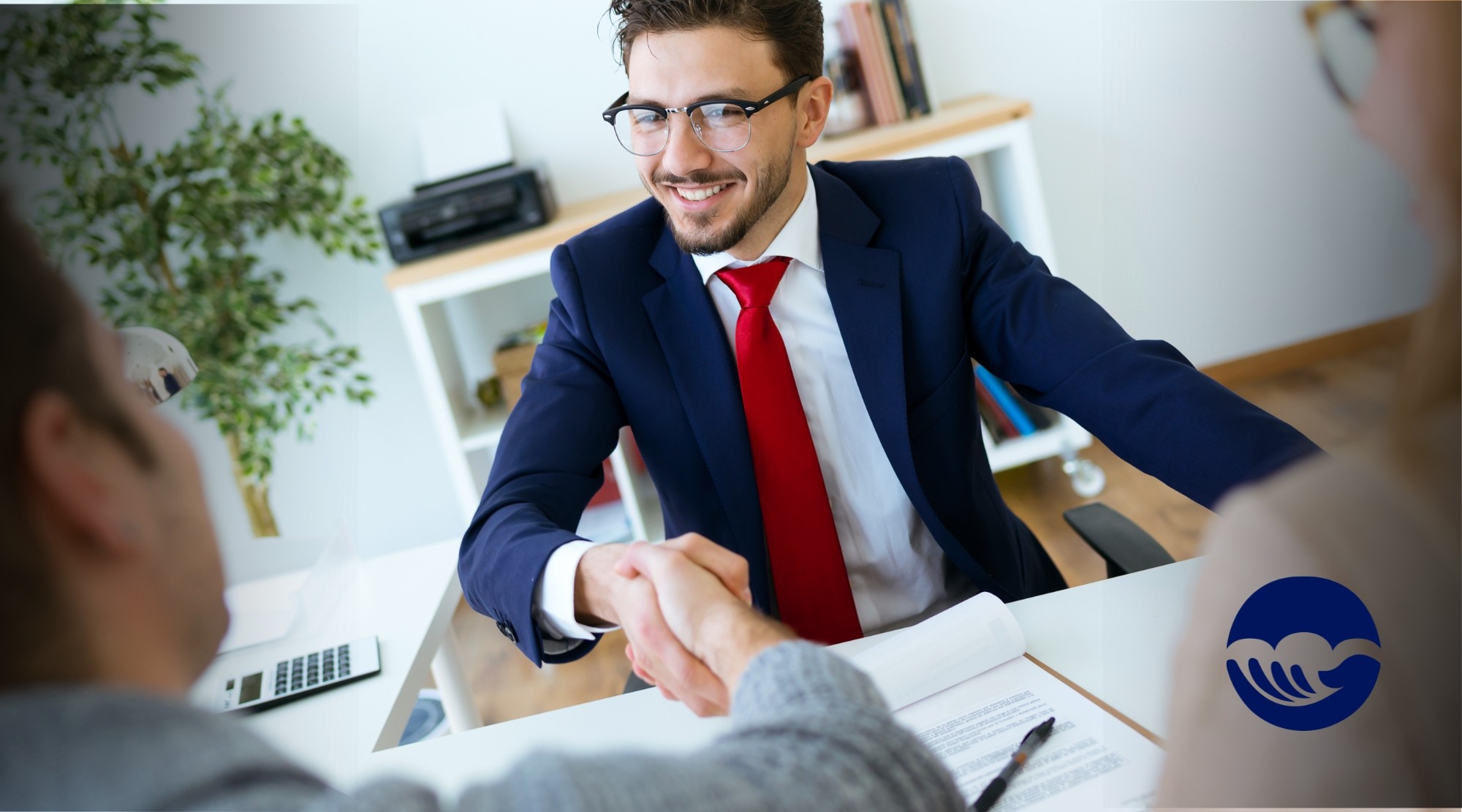 Coach explaining stuff to an athlete