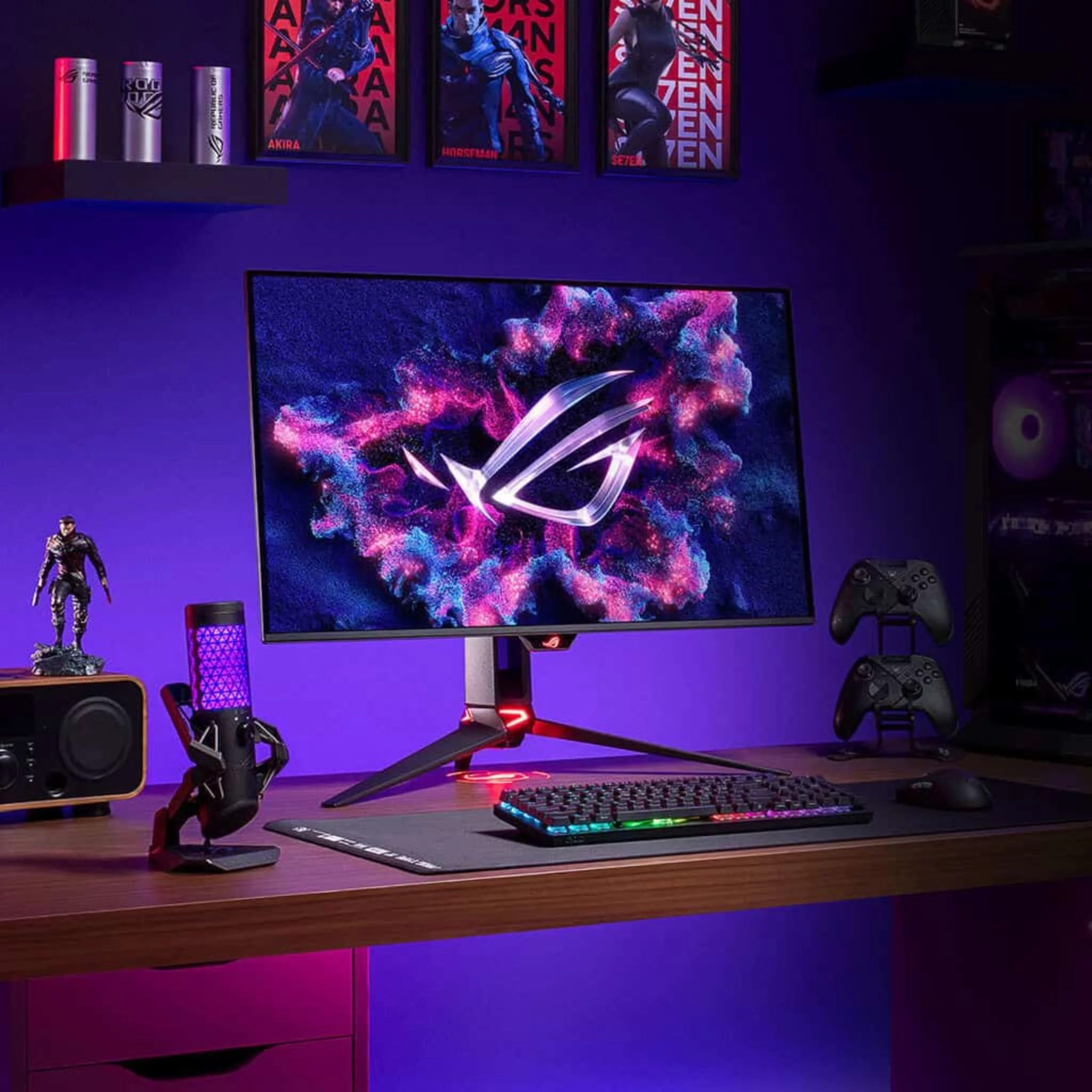 Woman having dark glasses in grey dress