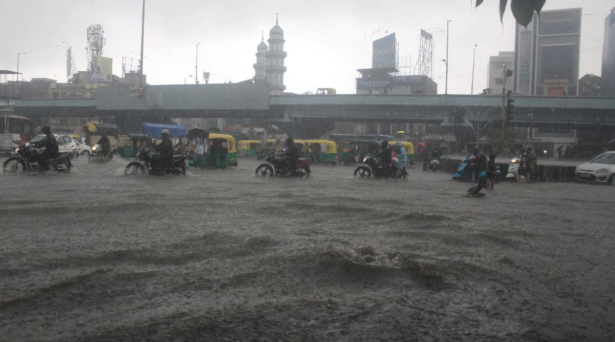 surat-monsoon-checklist