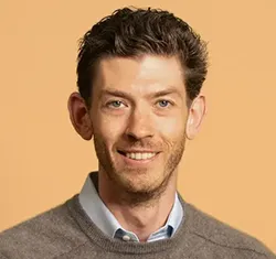 Portrait photo of Douglas von Euler, CEO and founder Leonh