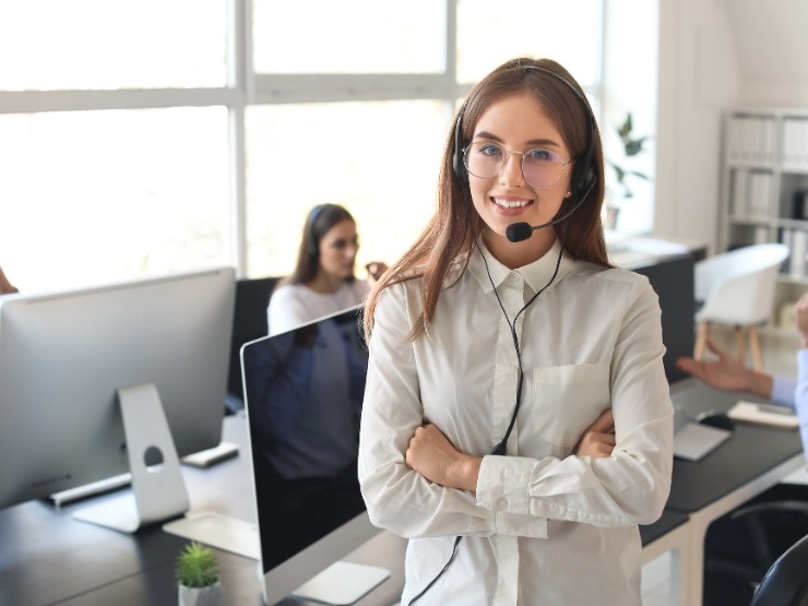 Professional virtual finance team managing accounts and cash flow digitally