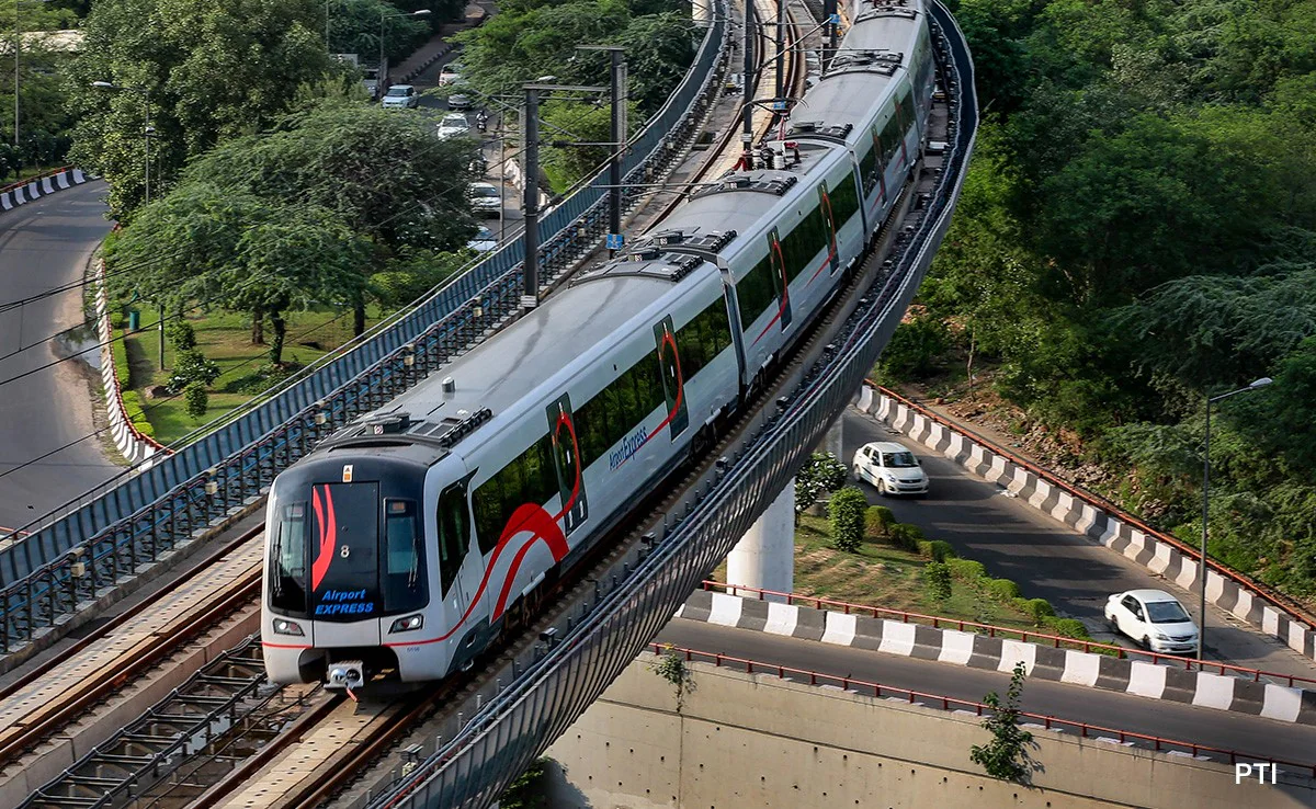 A view of Delhi Metro 