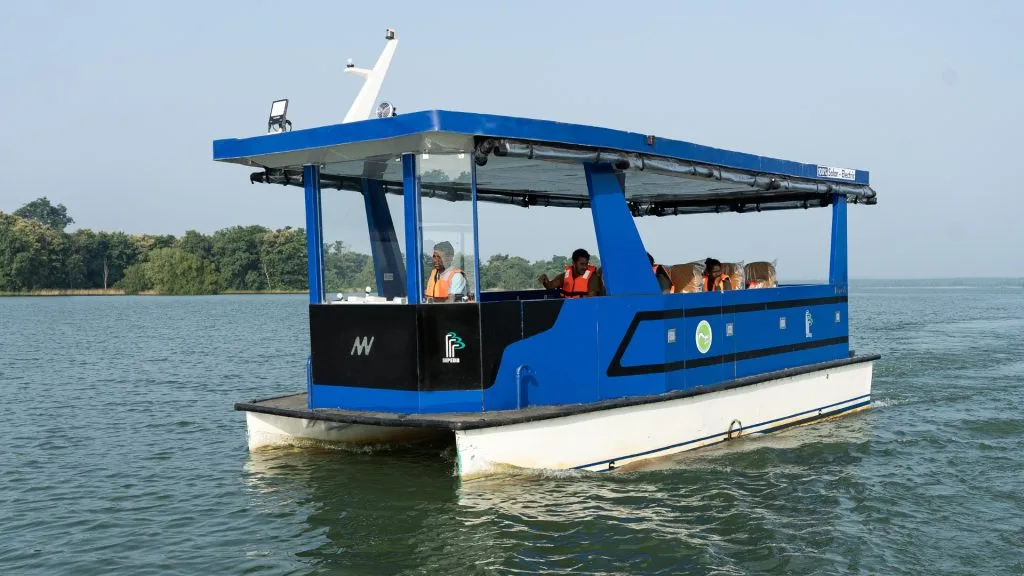 Solar-Electric Boats in eco-sensitive areas
