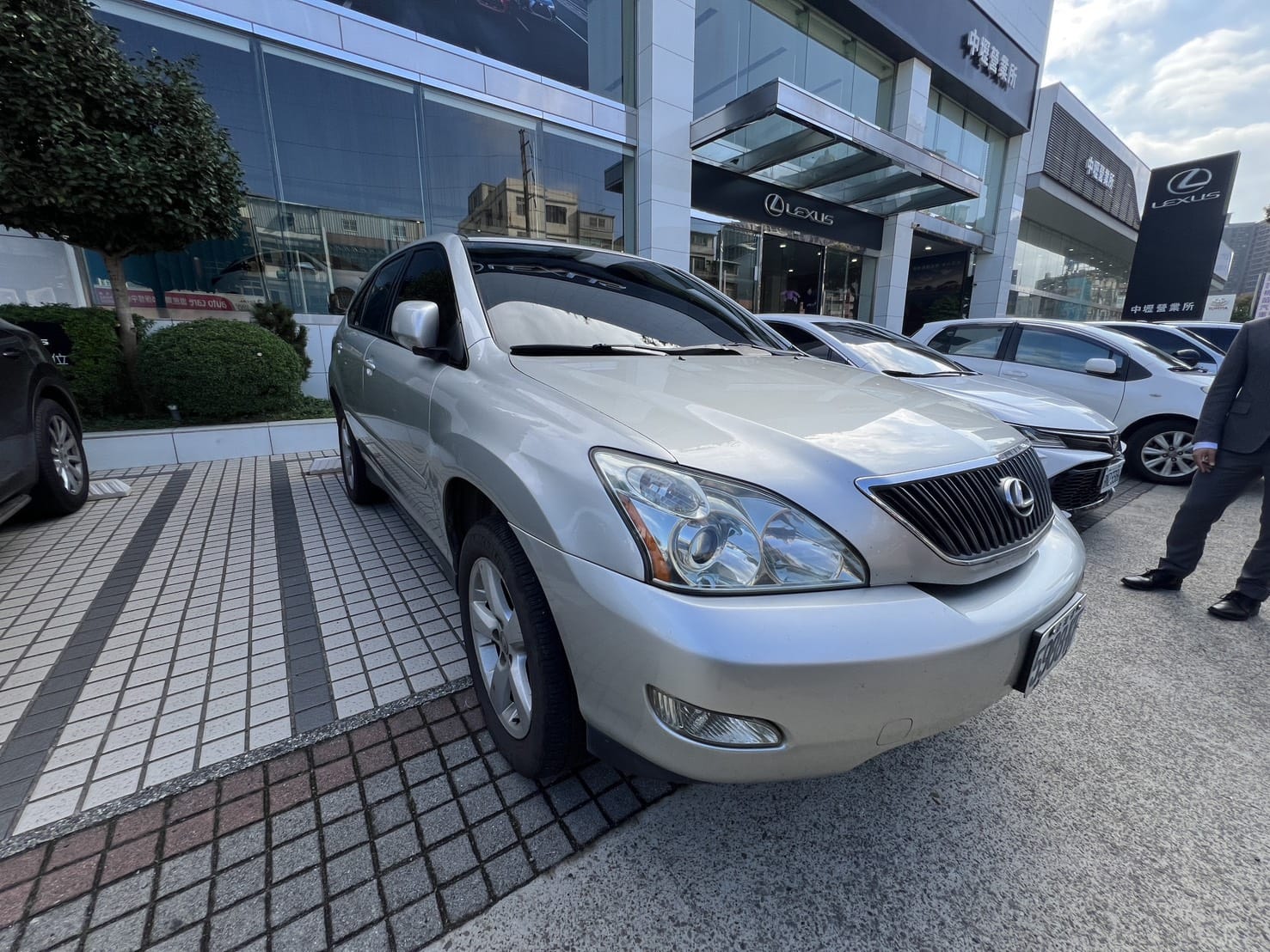 Used Lexus for export