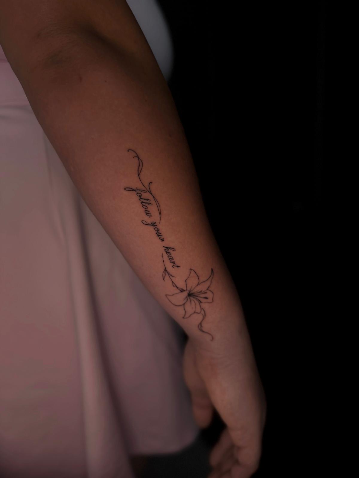 Blackwork Tattoo von K-INK