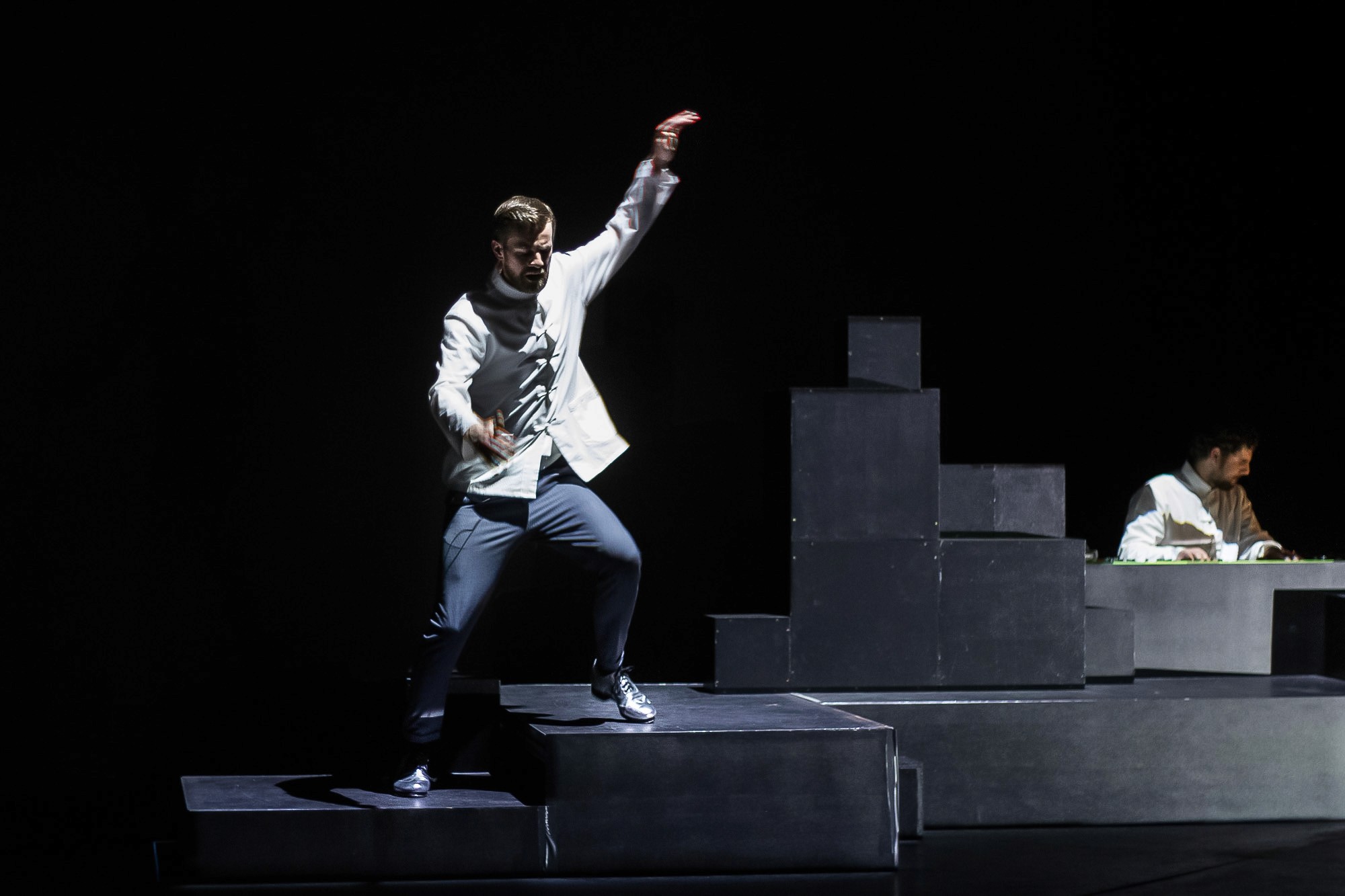 Resonance - augmented interactive performance installation