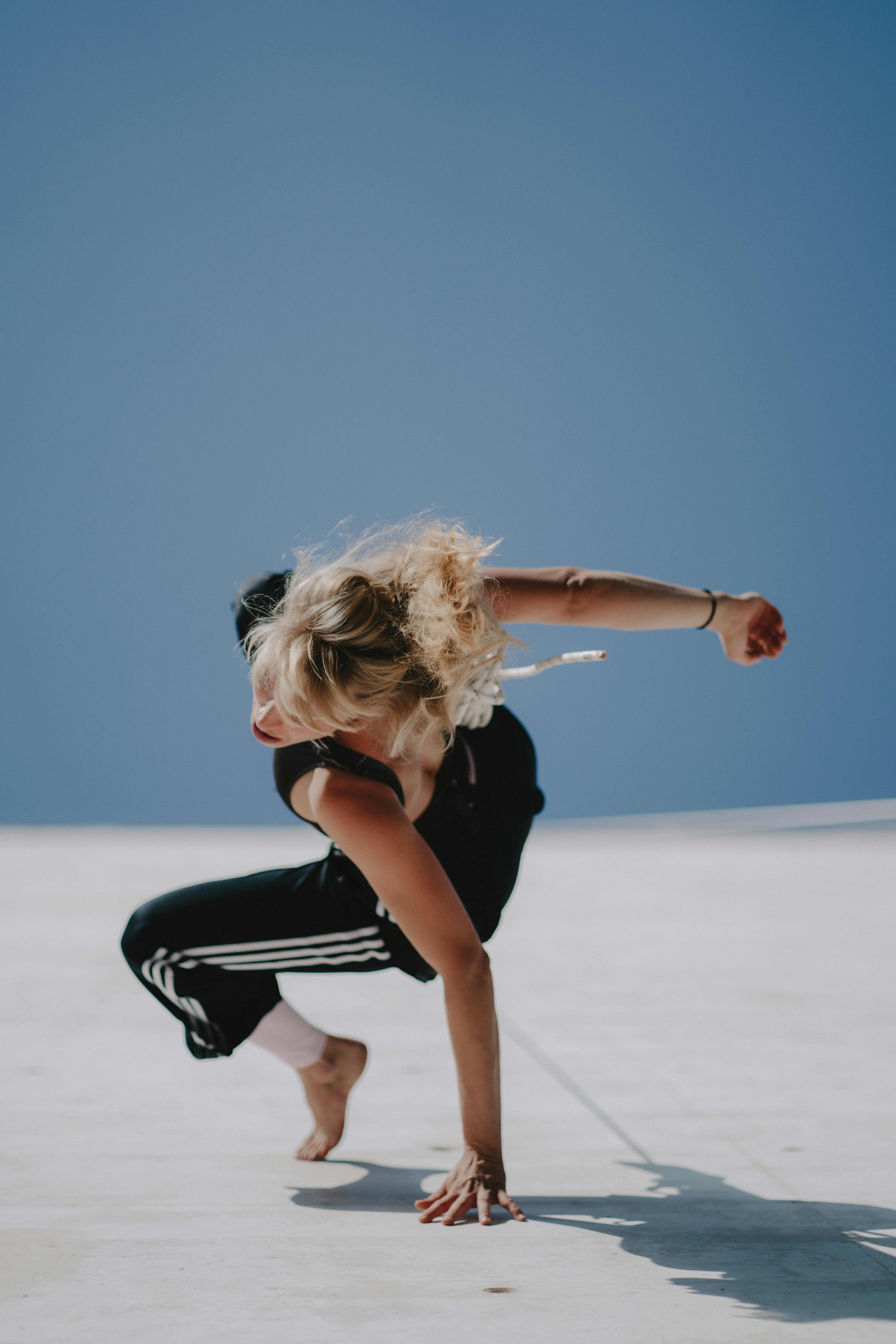 contemporary dance art woman