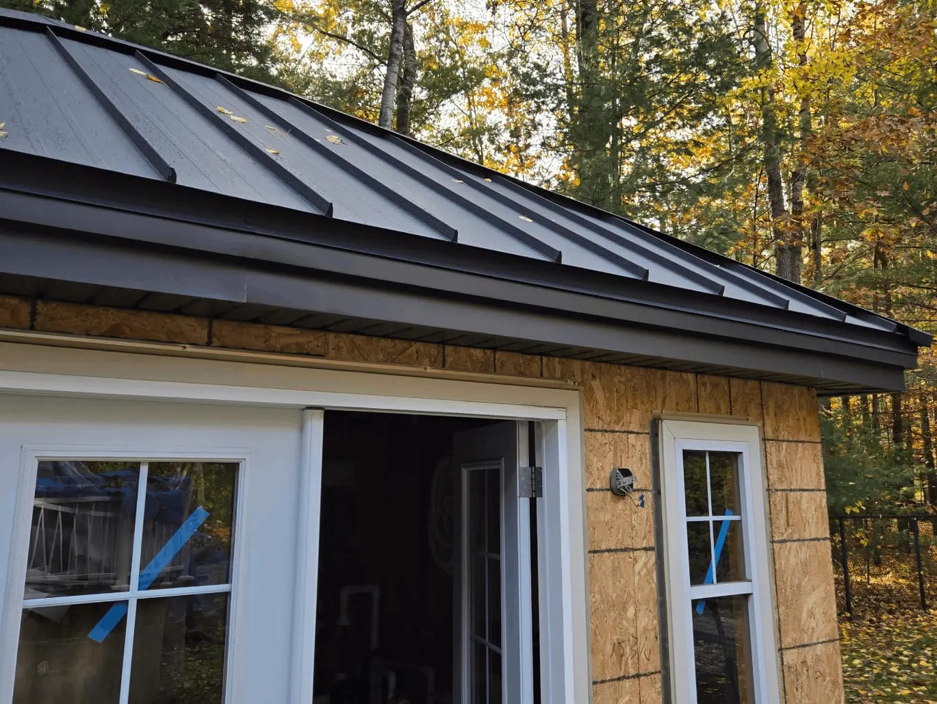 Steel roofing installation Terrebonne - Metal Roof Montreal team