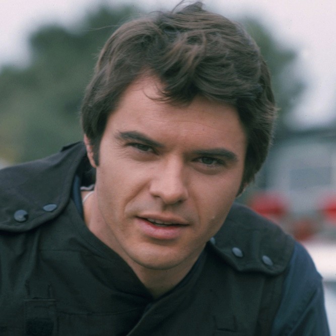 Portrait of Robert Urich