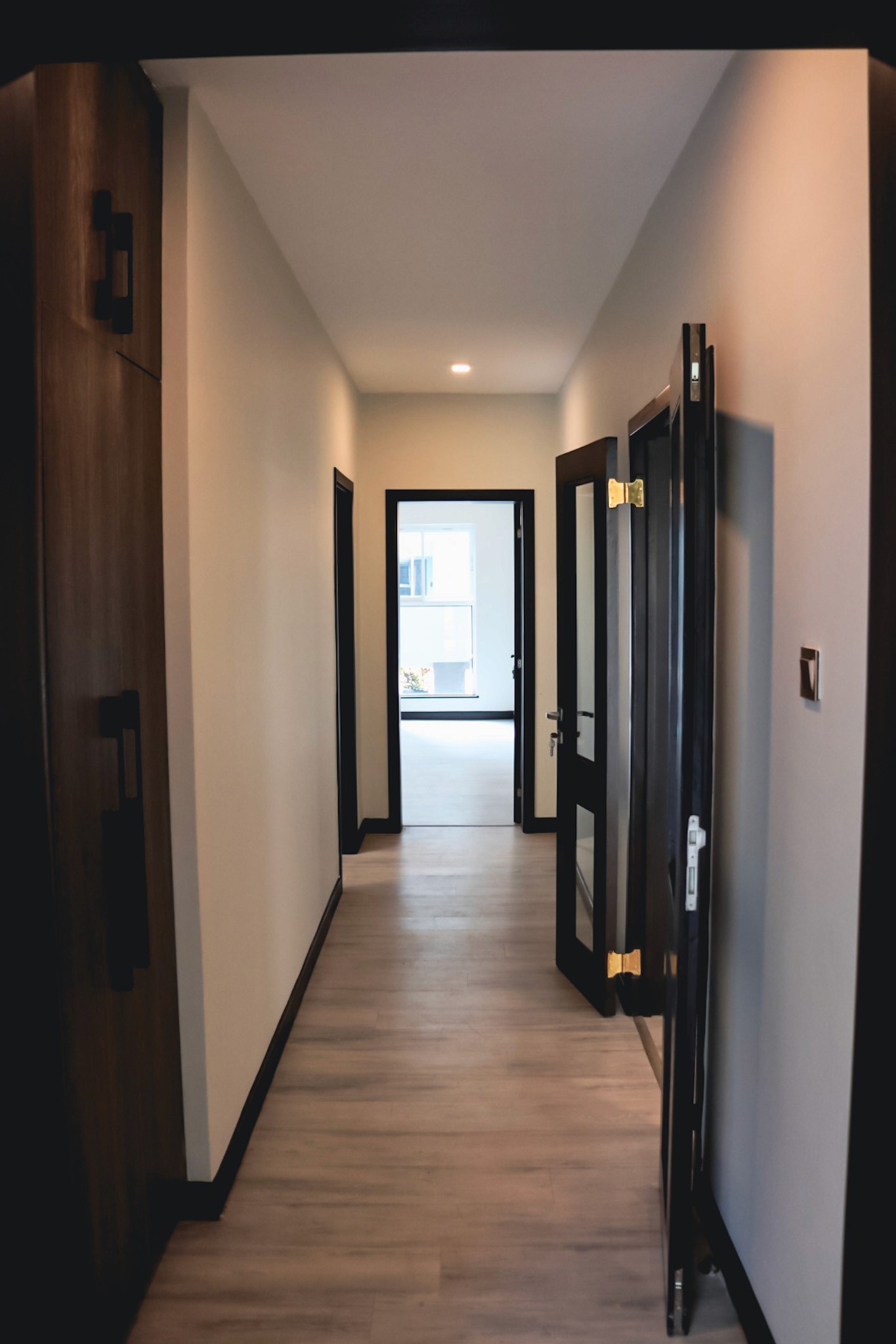 3 bedroom passage