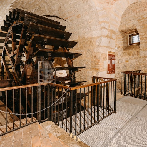 Zwiedzanie Historycznych Podziemi Pilzna