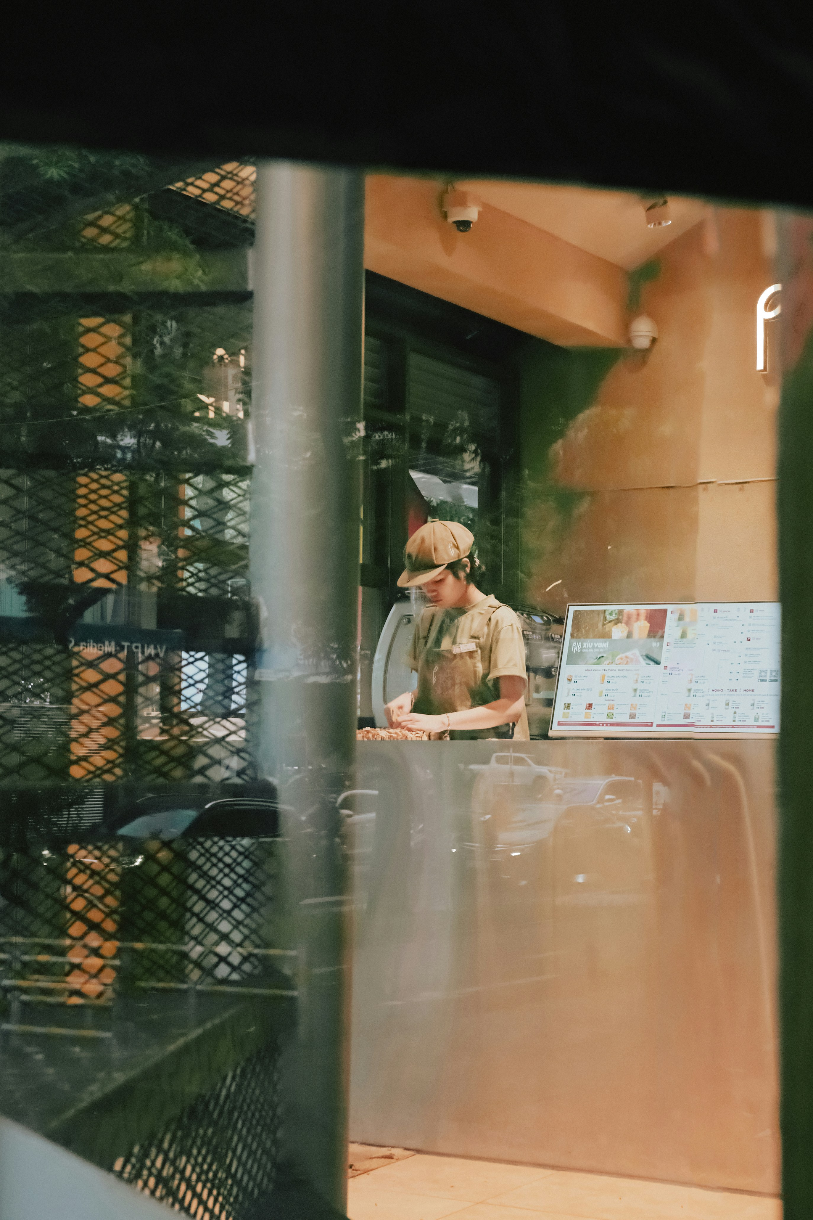 The Waitress