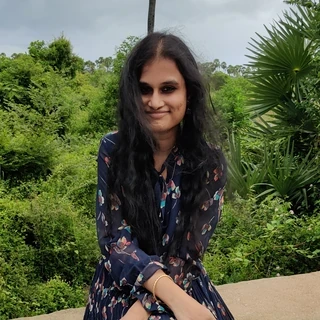 Rupali Jeganathan Headshot