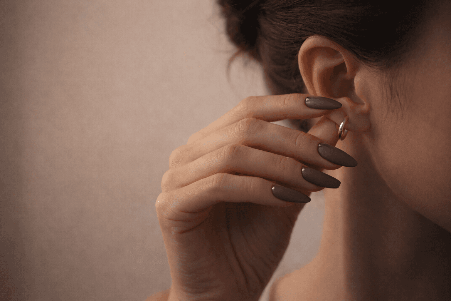 DiPON colour-changing nail system