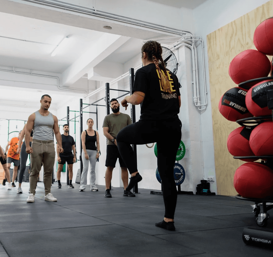 Entrenamiento en grupo dirigido y personalizado