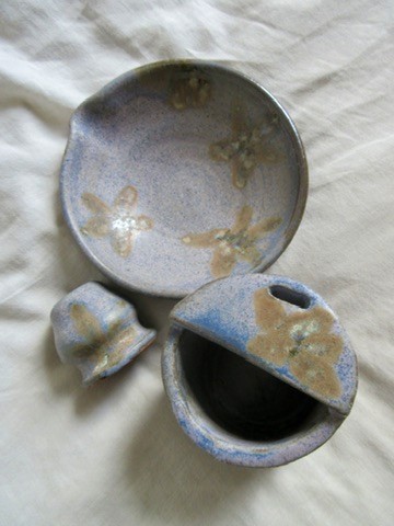 Blue and gold glazed ceramic matcha set
