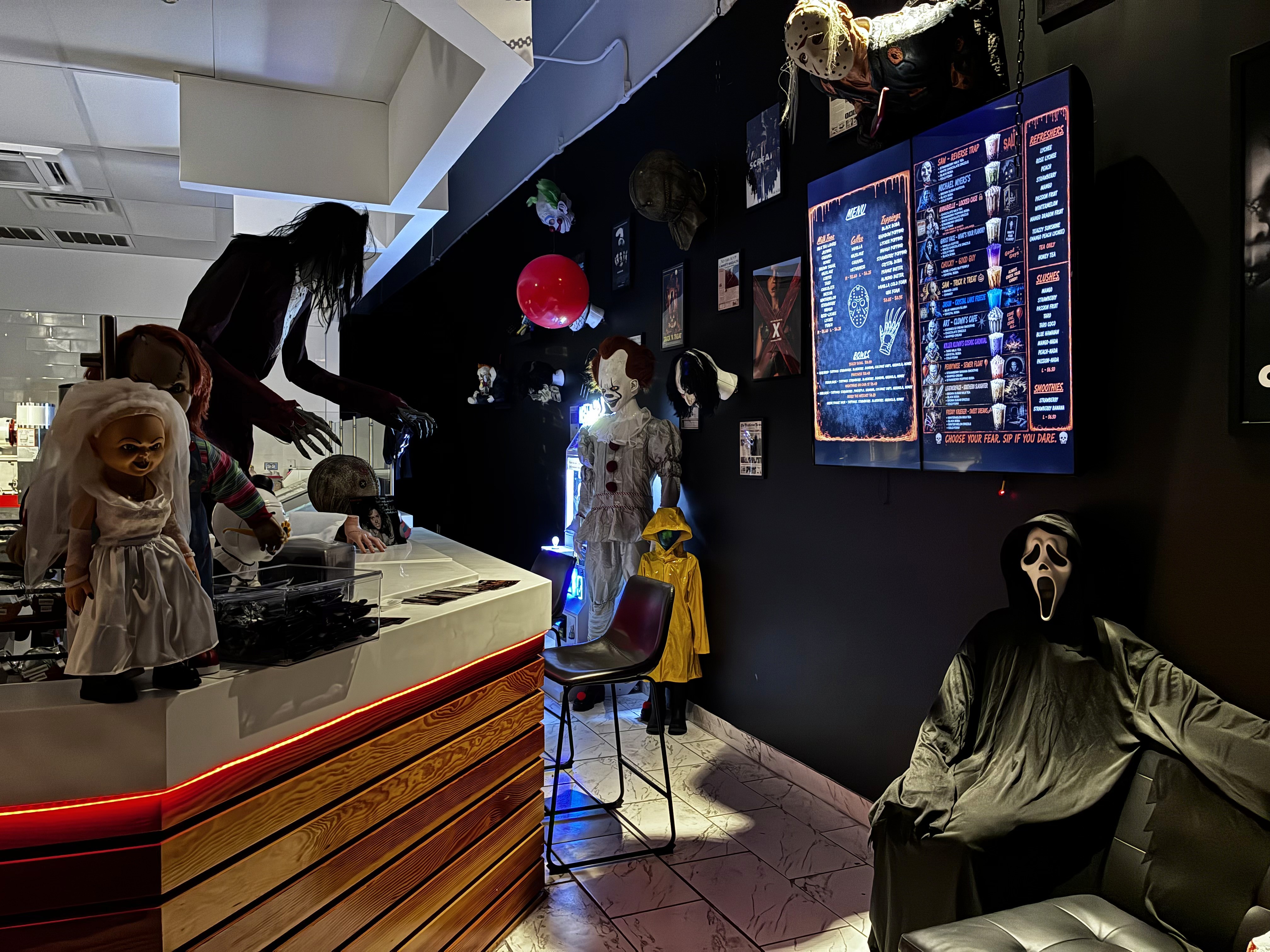 Interior of Teazzy Tea & Acai