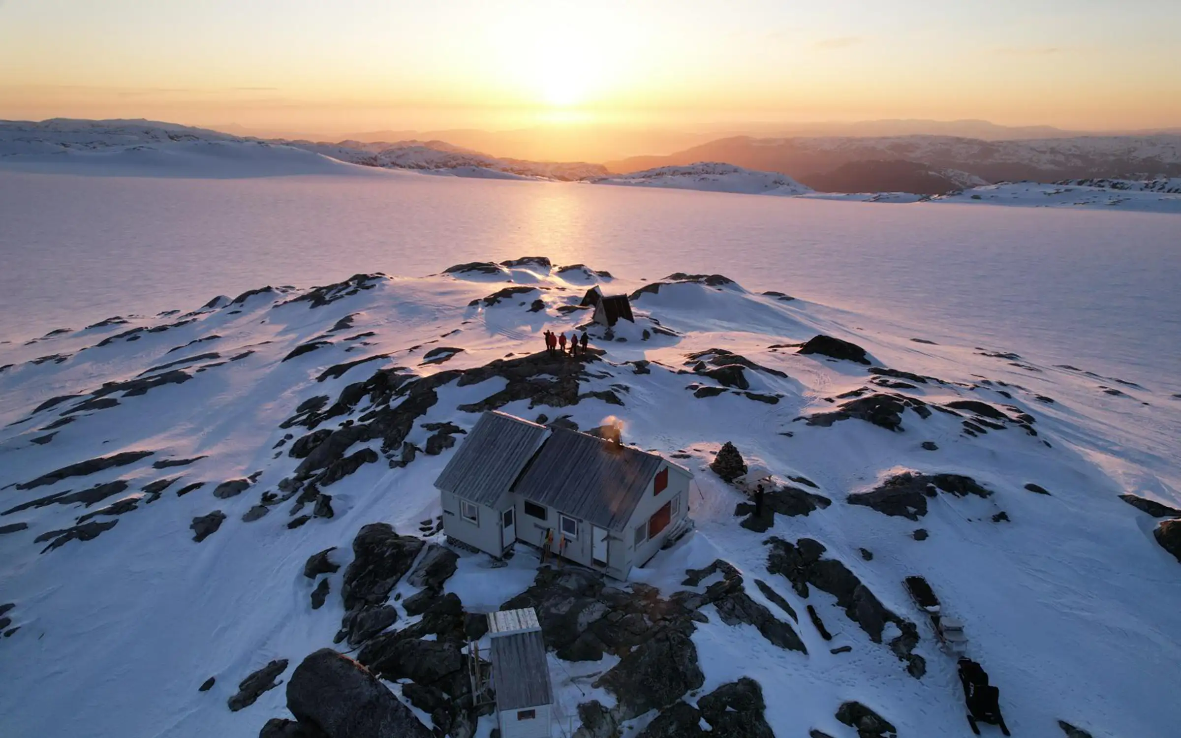 Holmaskjær turisthytte (1565 moh) - Folgefonna på ski | Expa Travel