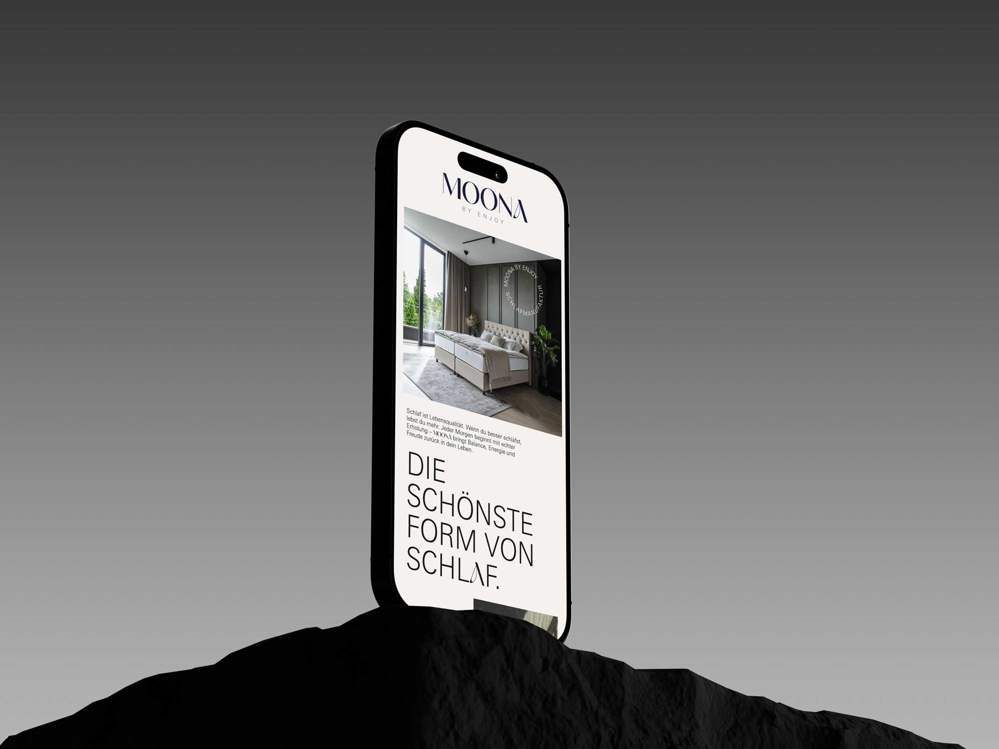 Startseite der MOONA-Website – emotionales Markenbild mit Fokus auf Schlafkultur und Design